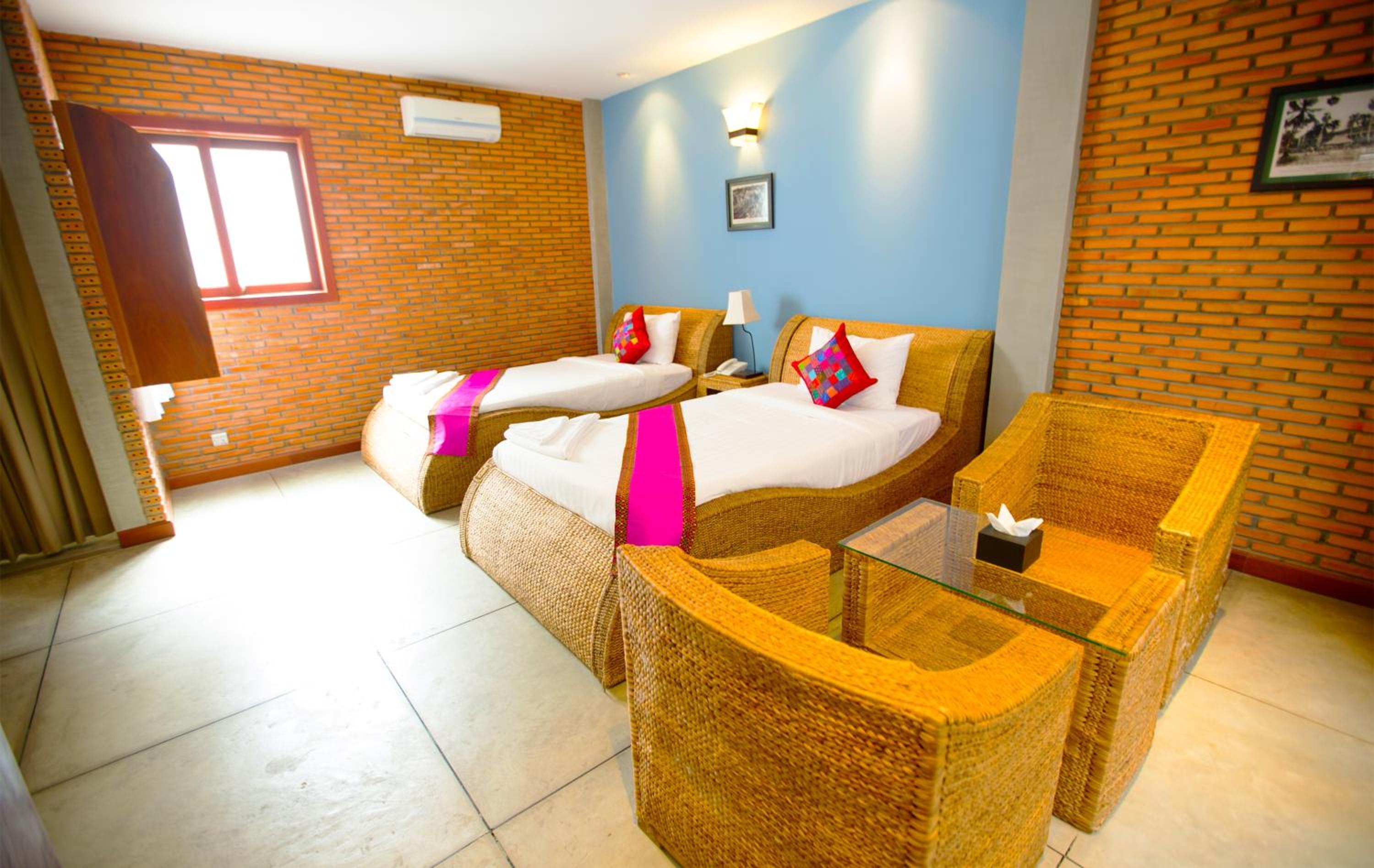 Deluxe Twin Room photo 3