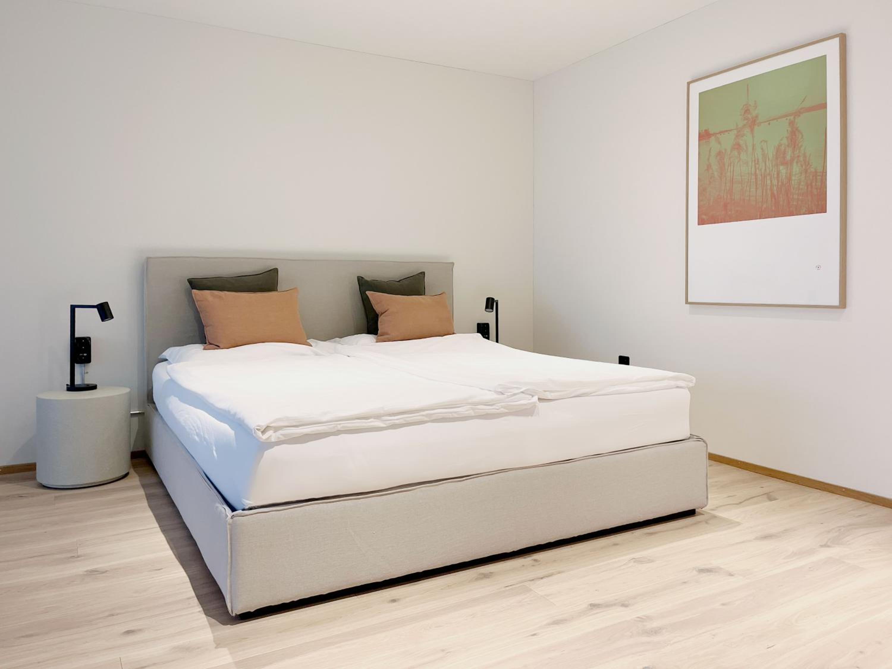 One-Bedroom Apartment with Balcony photo 3
