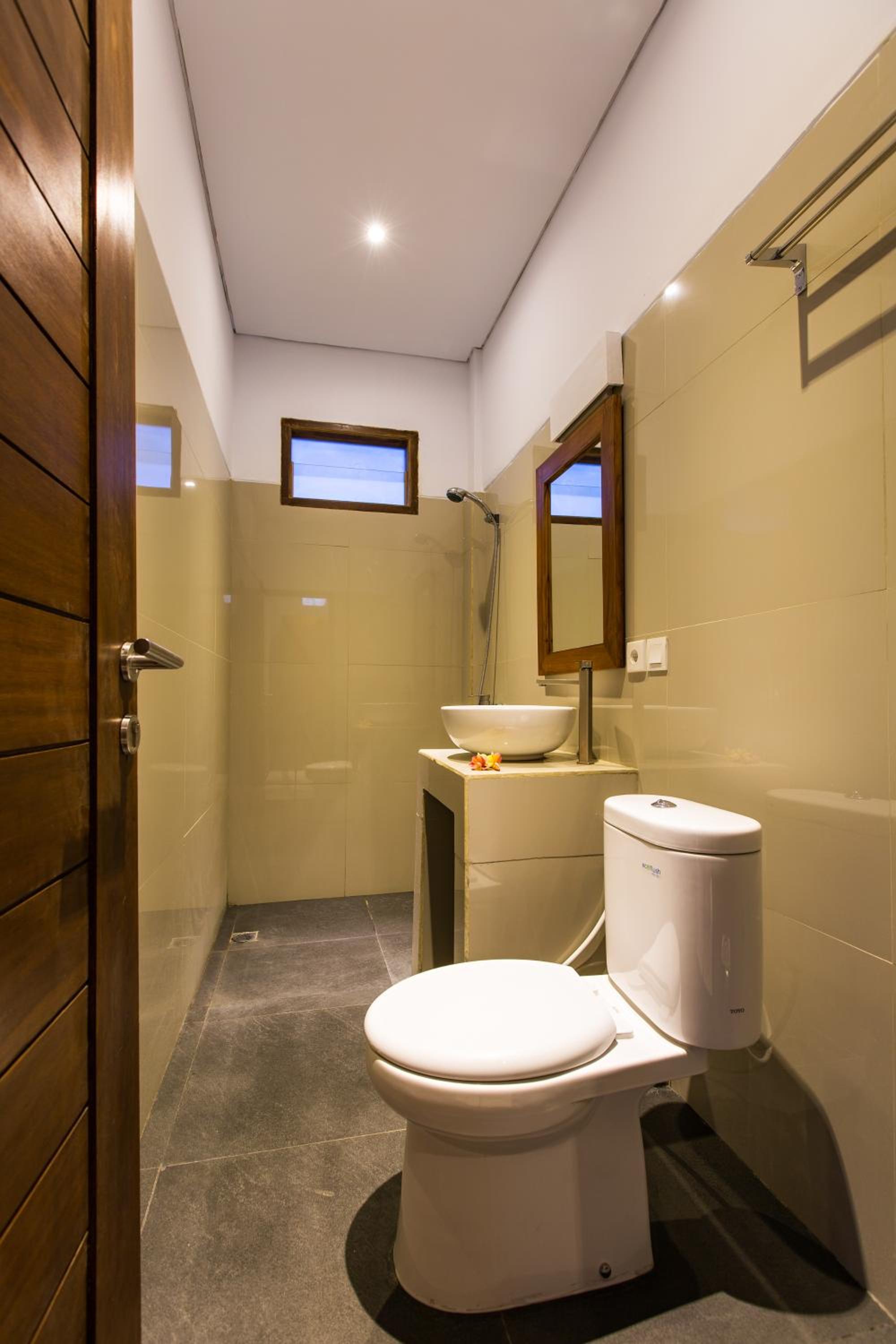 Deluxe Double Room with Balcony - Photo 30