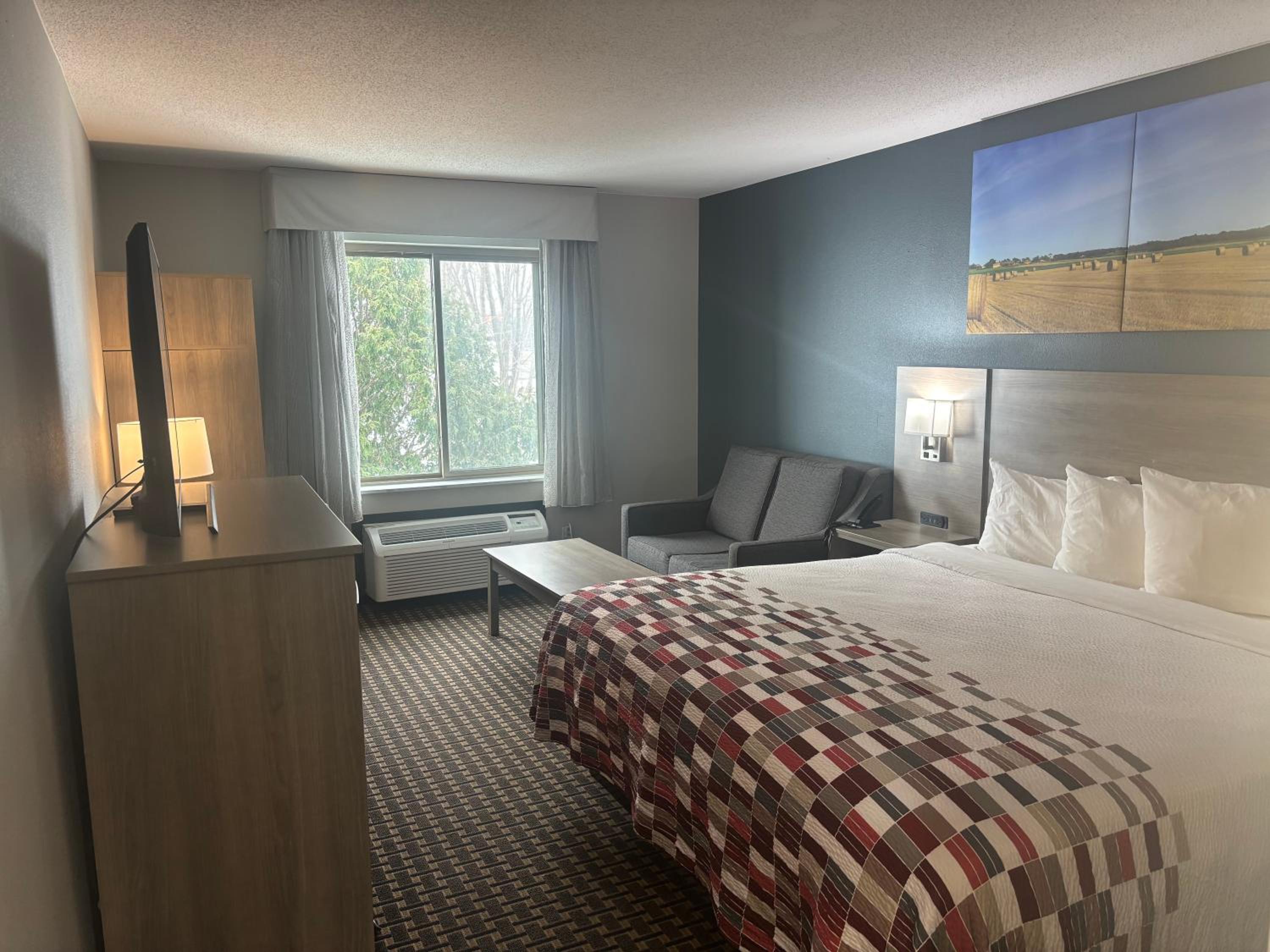 Deluxe Room with Two Queen Beds Non-Smoking - Photo 8