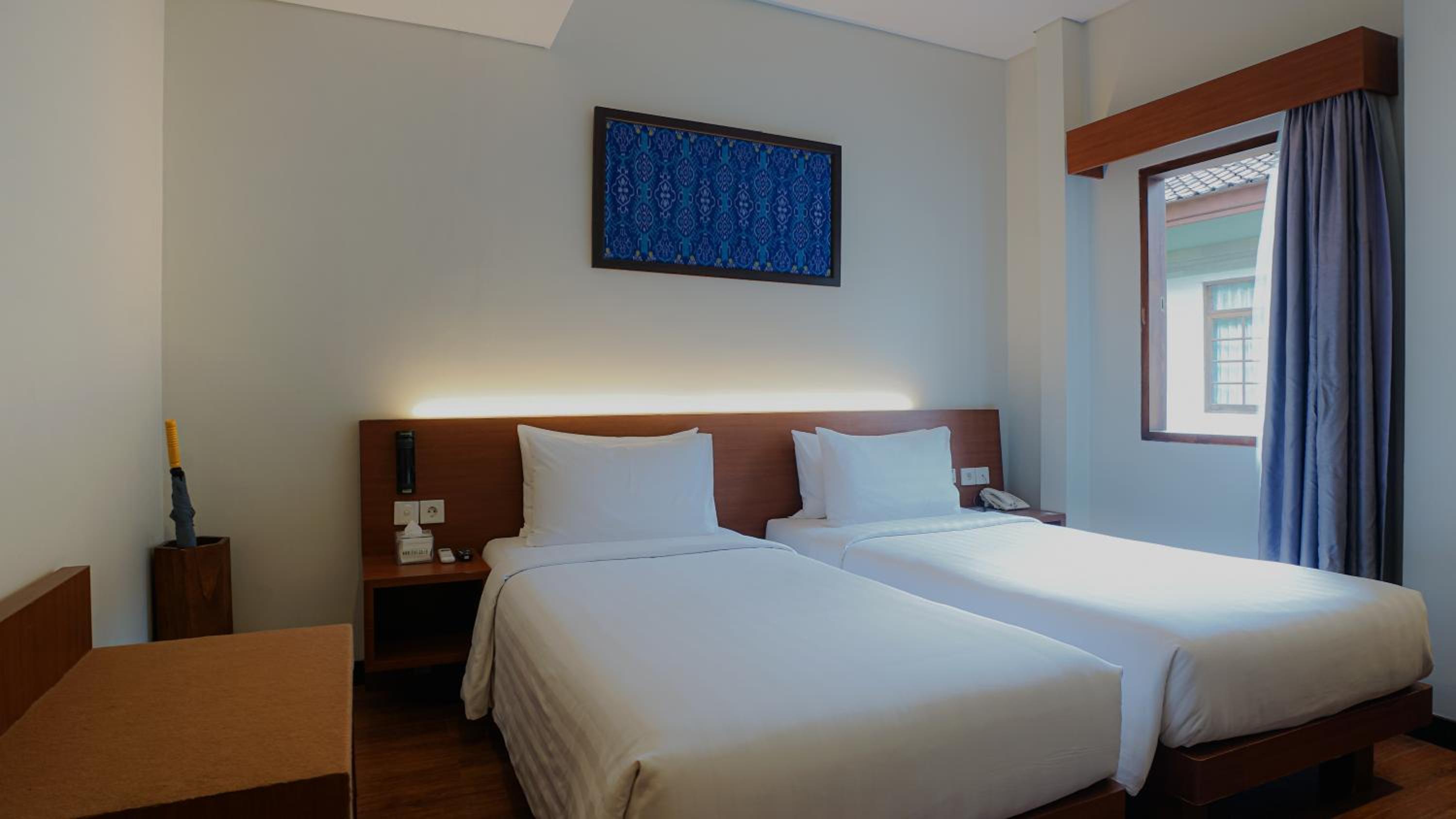 Standard Twin Room - Photo 3