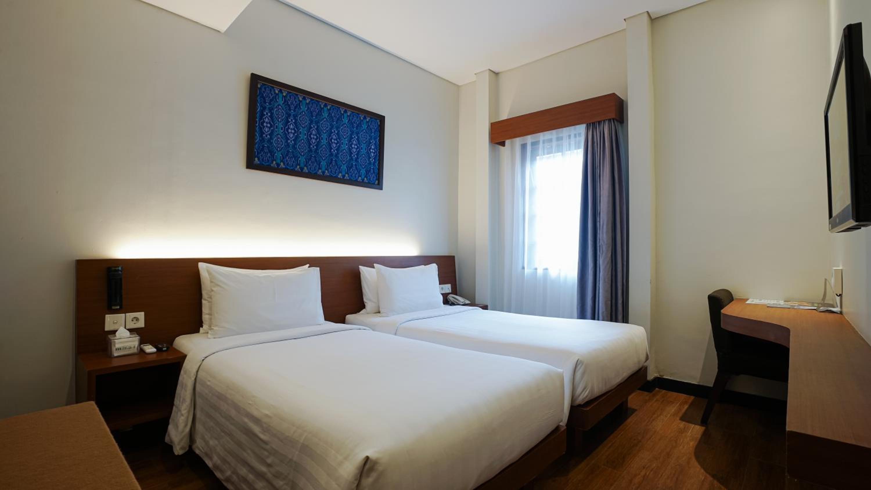 Standard Twin Room - Photo 1
