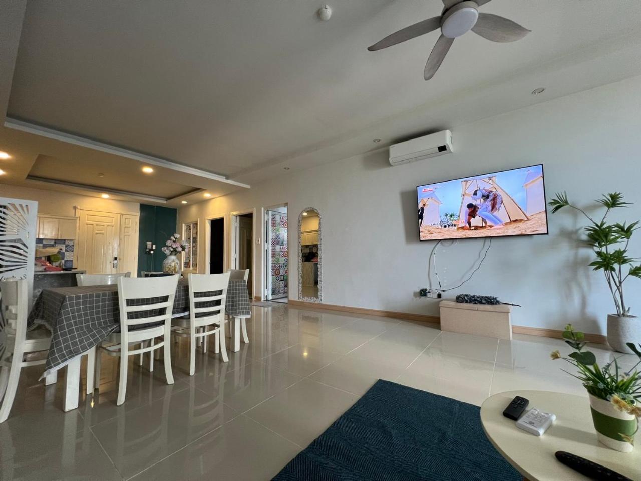 Two-Bedroom Apartment with Ocean View photo 3