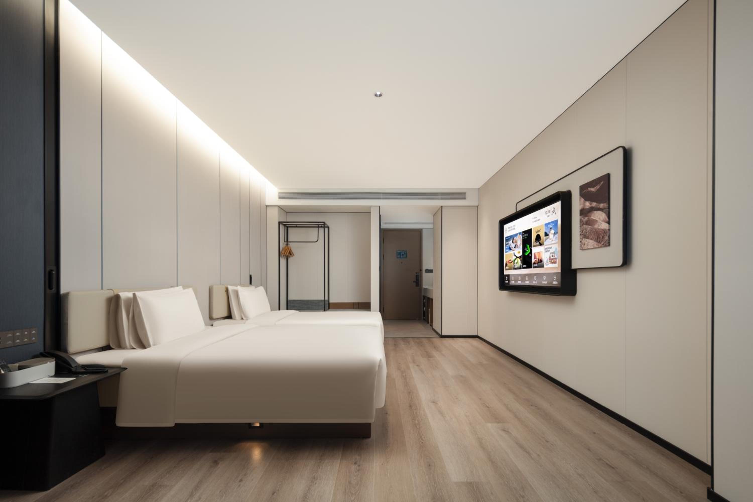 Family Room photo 2