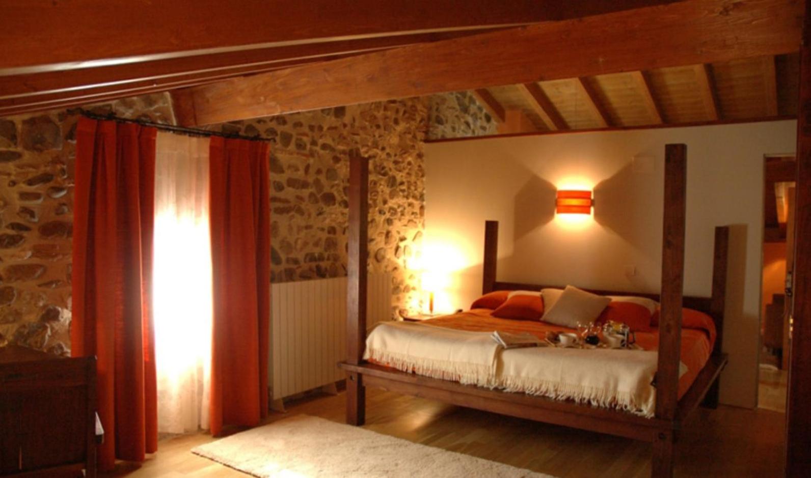 King Suite - Non-Smoking - Photo 7