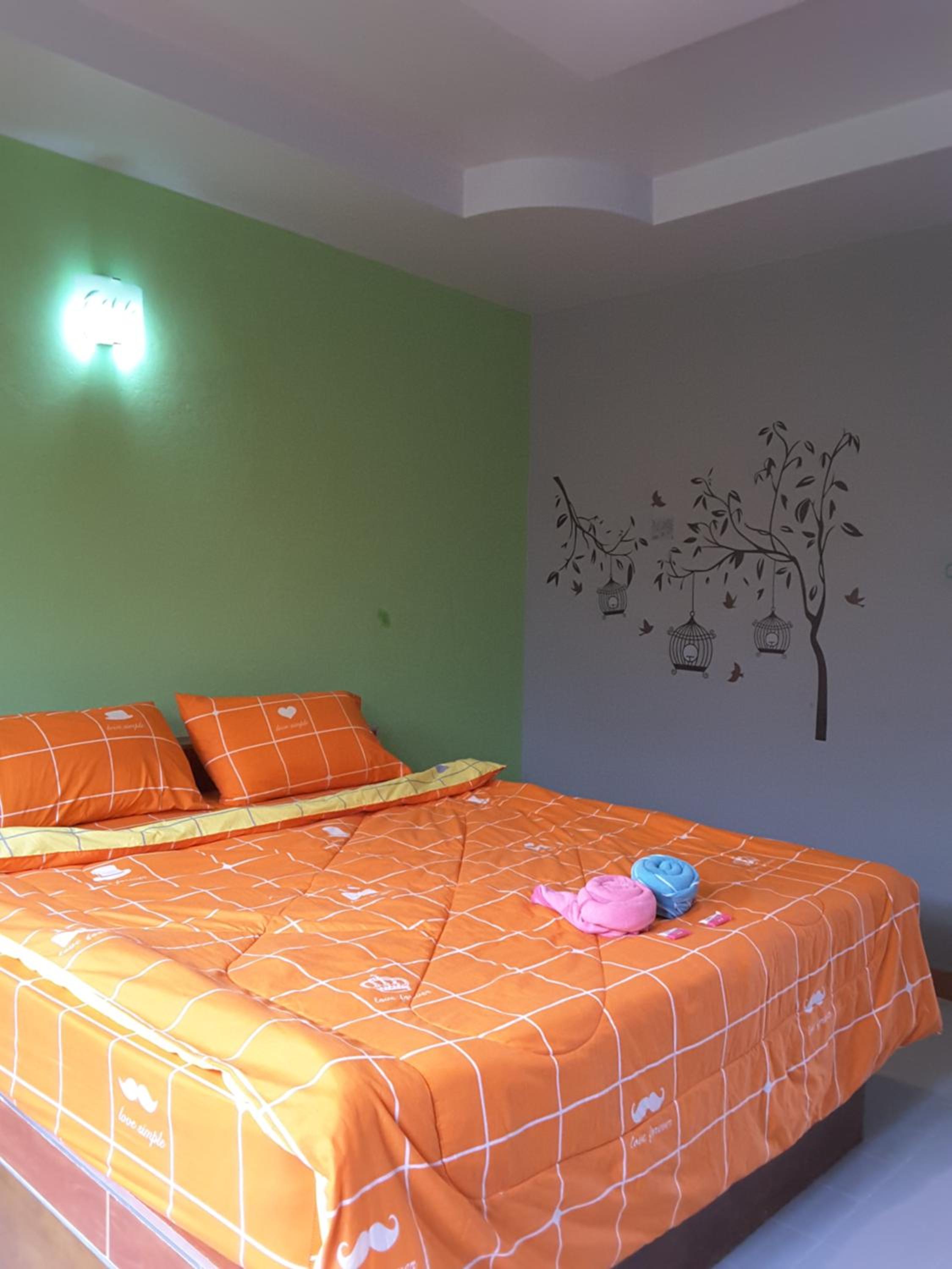 Deluxe King Room - Photo 3