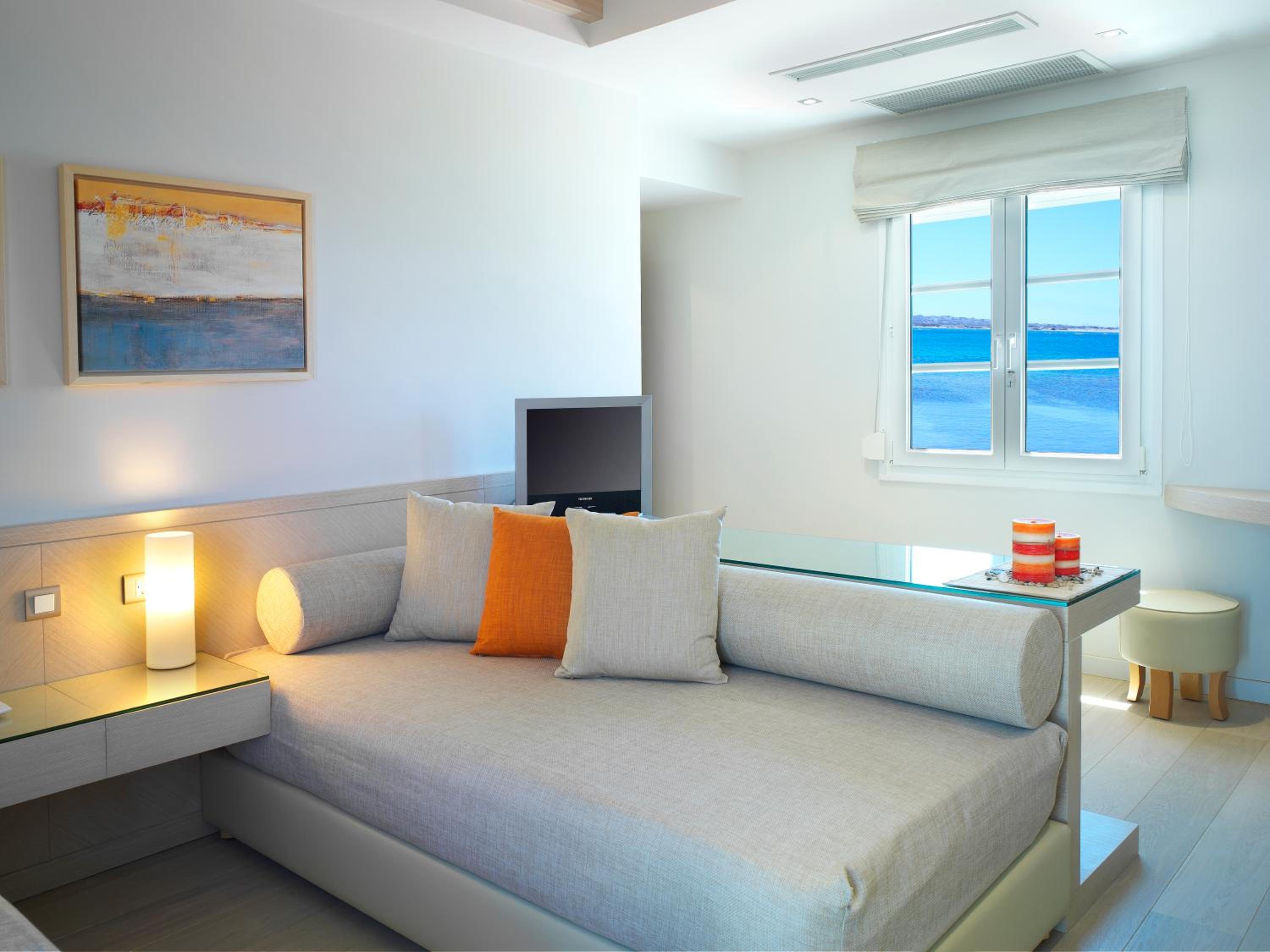 One-Bedroom Suite (2-4 Adults) photo 3