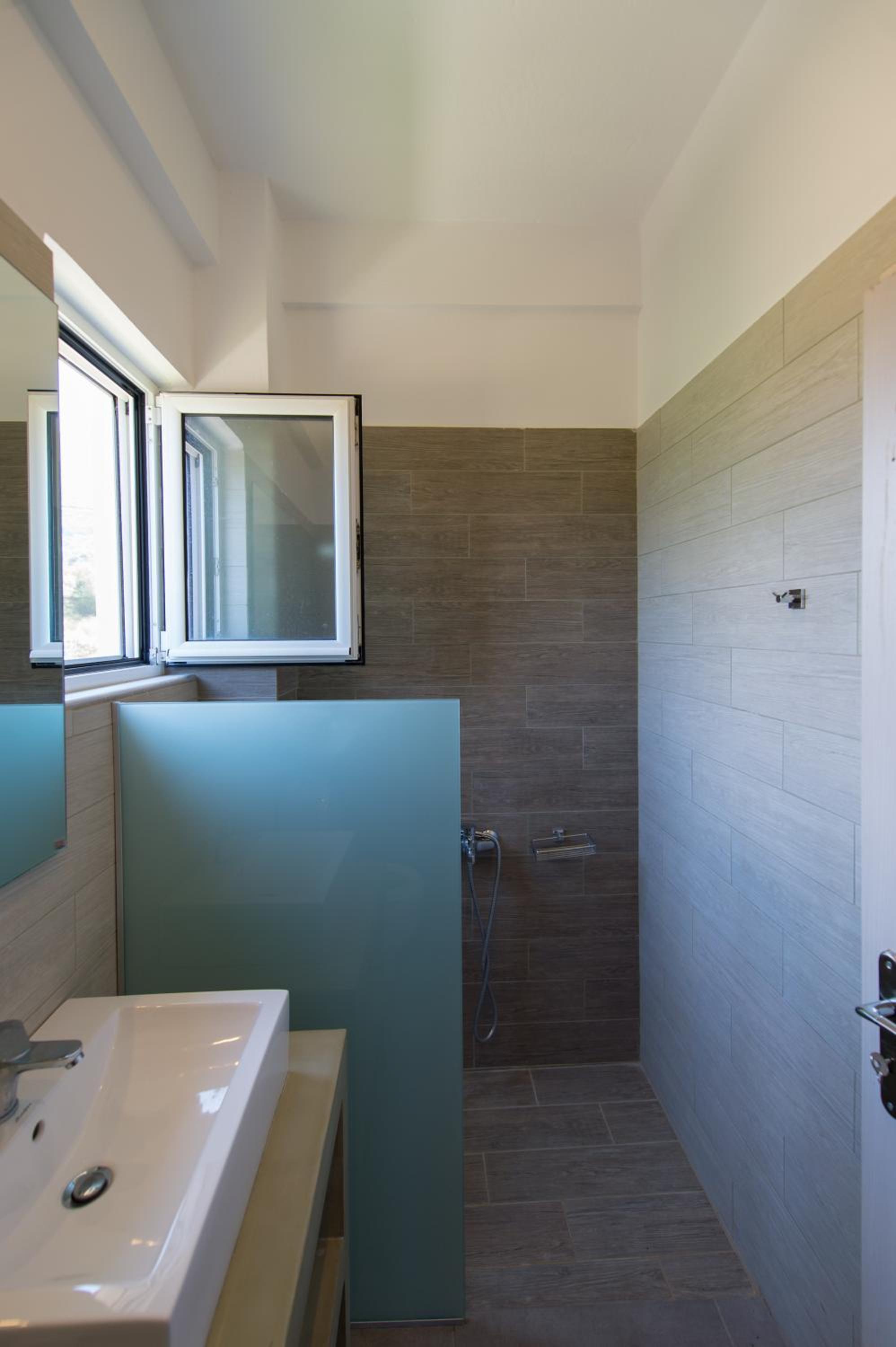 Economy with Sea View - Ground Floor photo 2