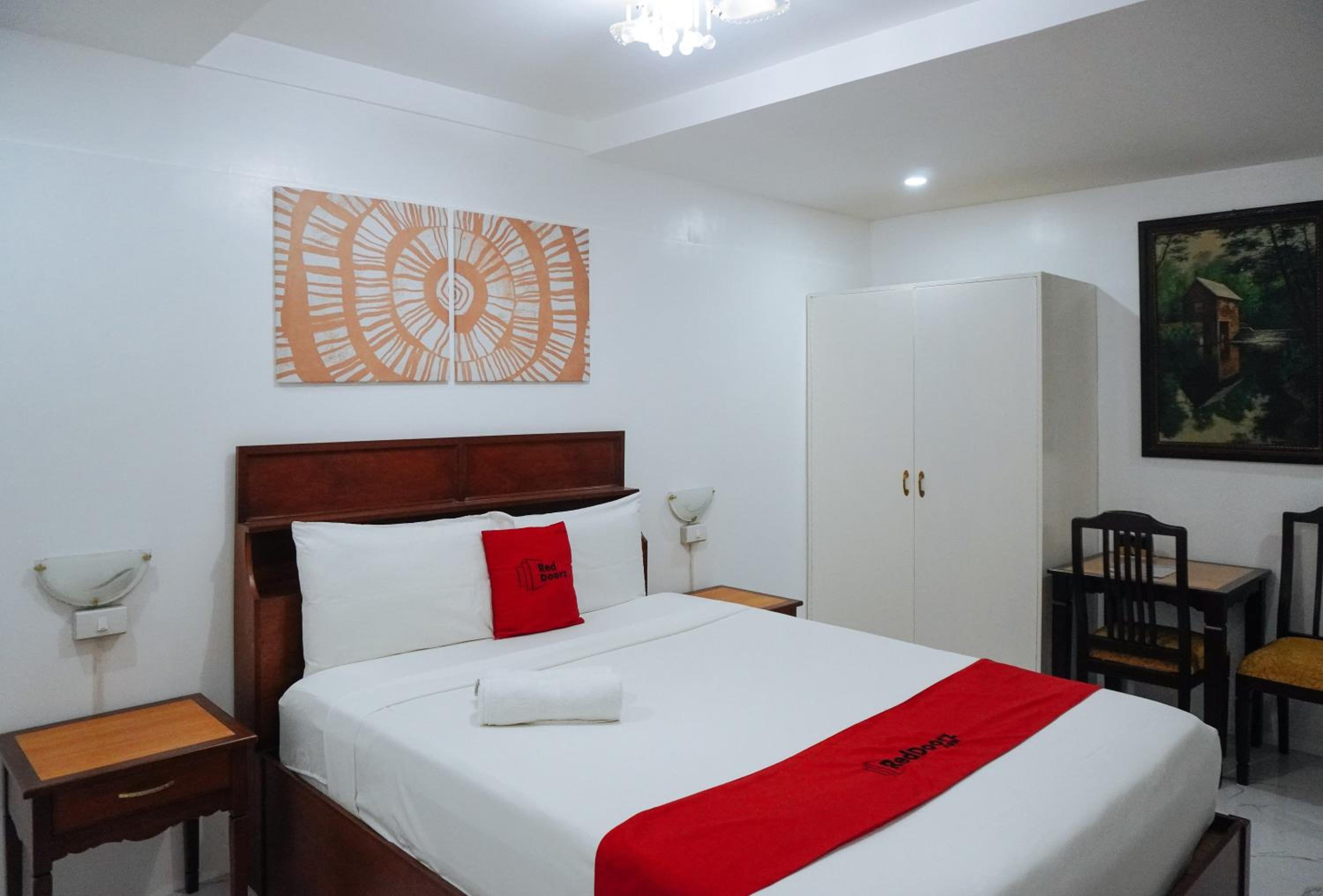 Deluxe Room - Photo 1