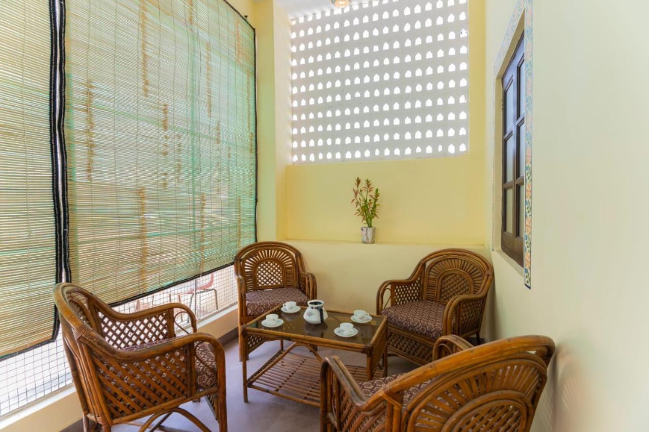 Family Room with Terrace - Photo 5