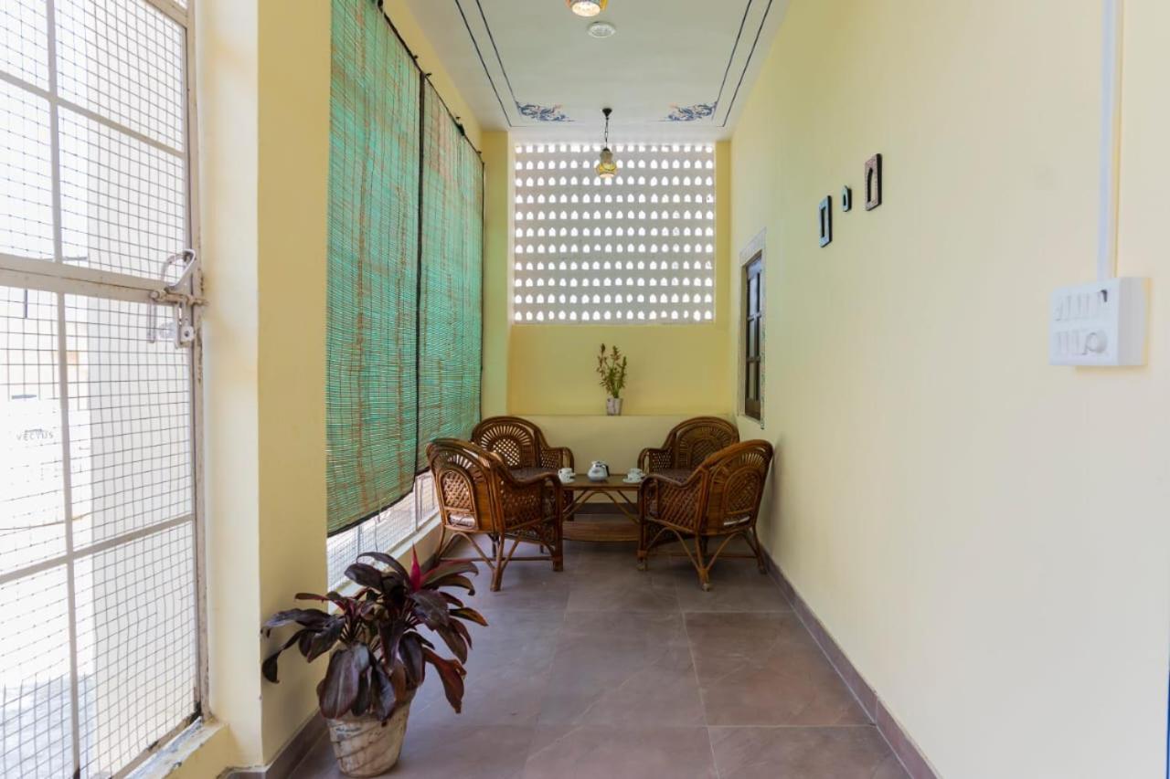 Family Room with Terrace - Photo 6