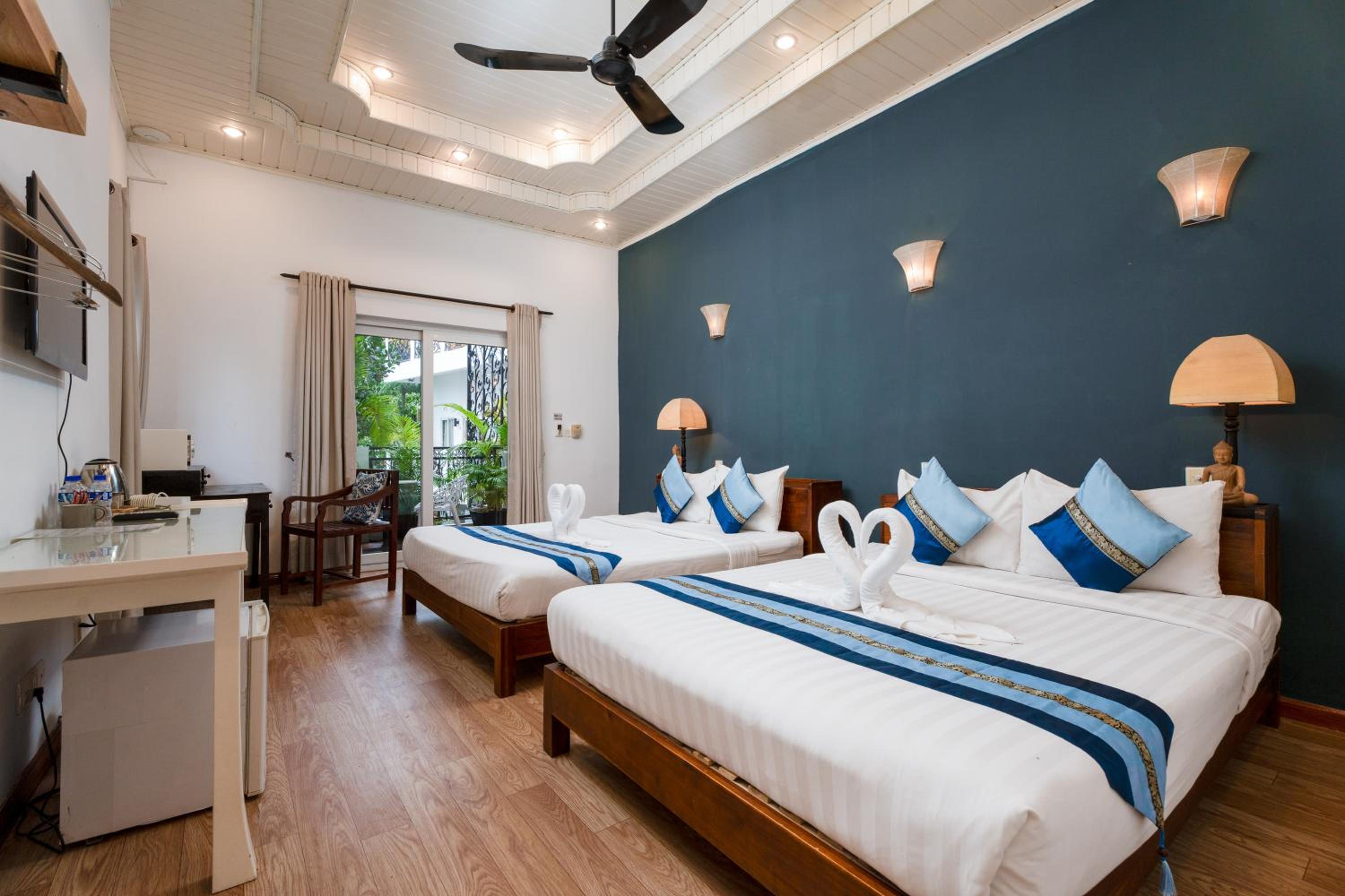 Standard Queen Room with Two Queen Beds
