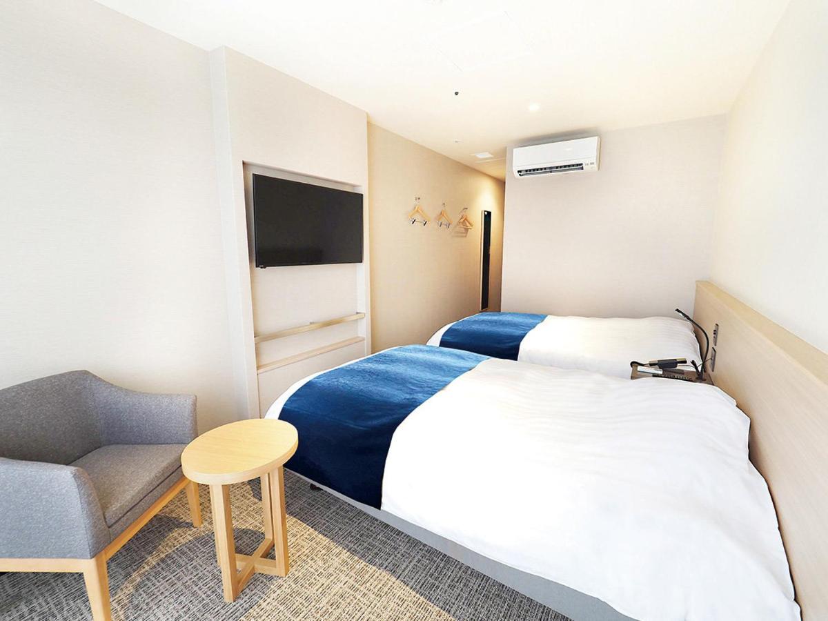 Small Twin Room - Photo 1
