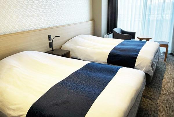 Small Twin Room - Photo 3