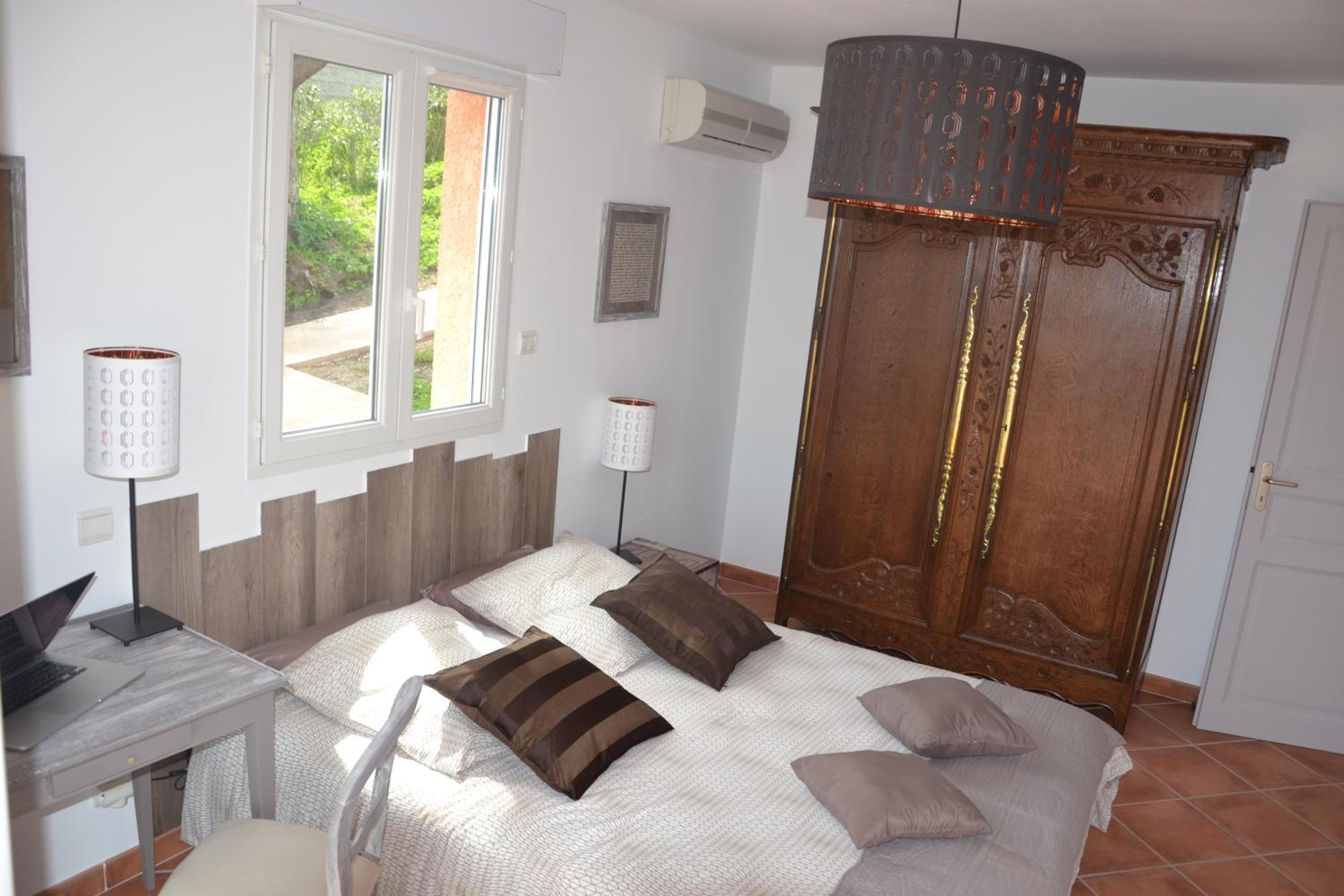 Queen Room with Sea View photo 1