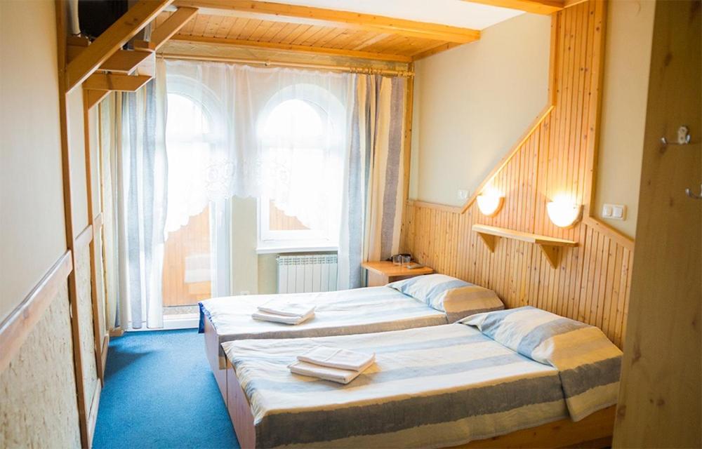 Standard Twin Room photo 1