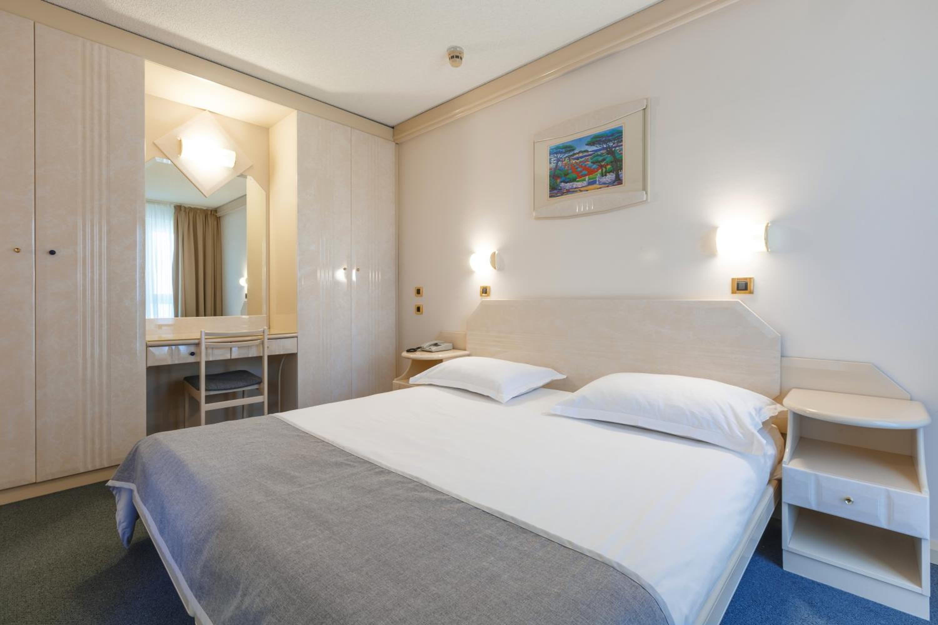 Suite with Balcony Sea Side - Photo 3
