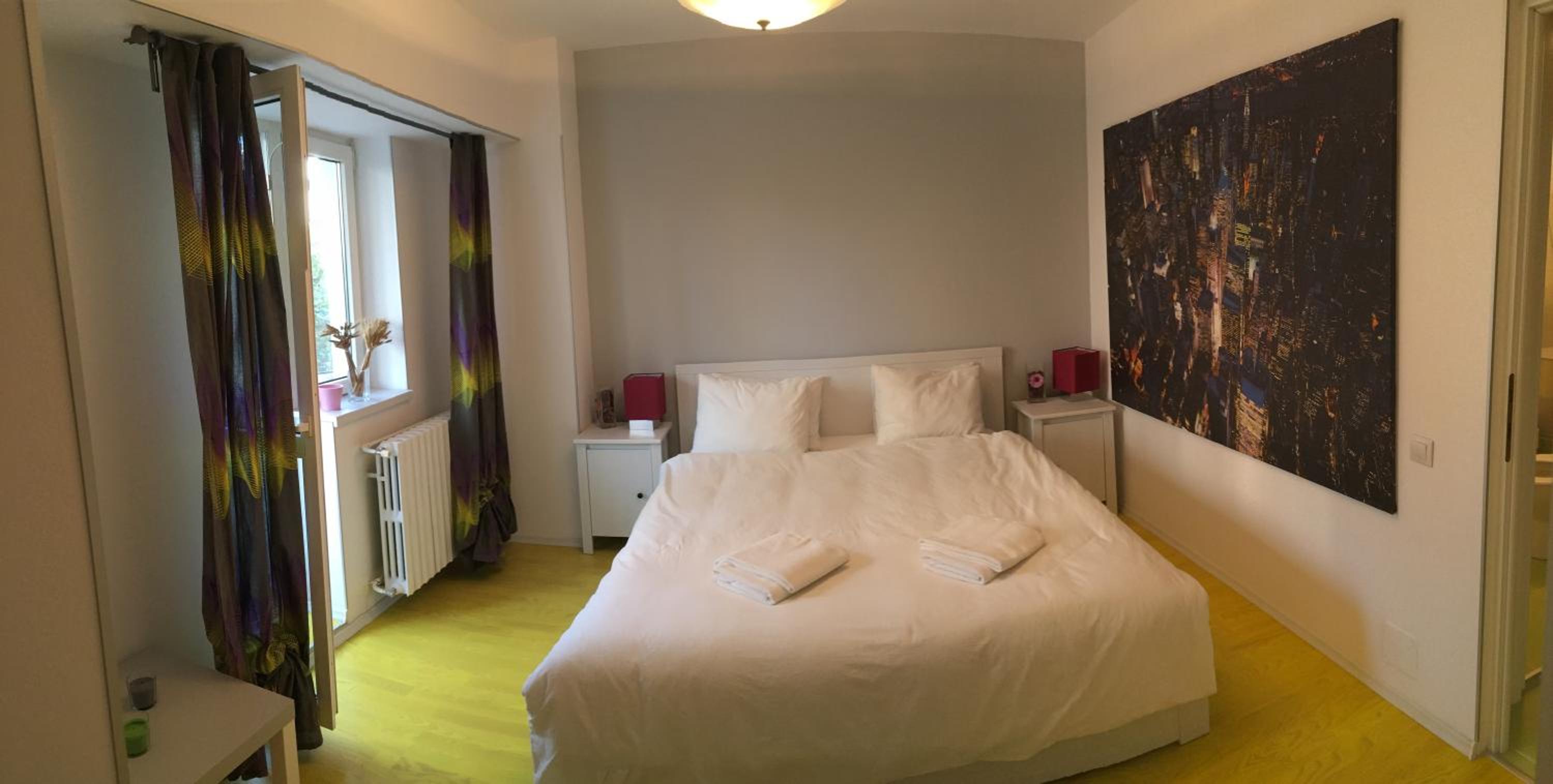 Two-Bedroom Apartment - Photo 9
