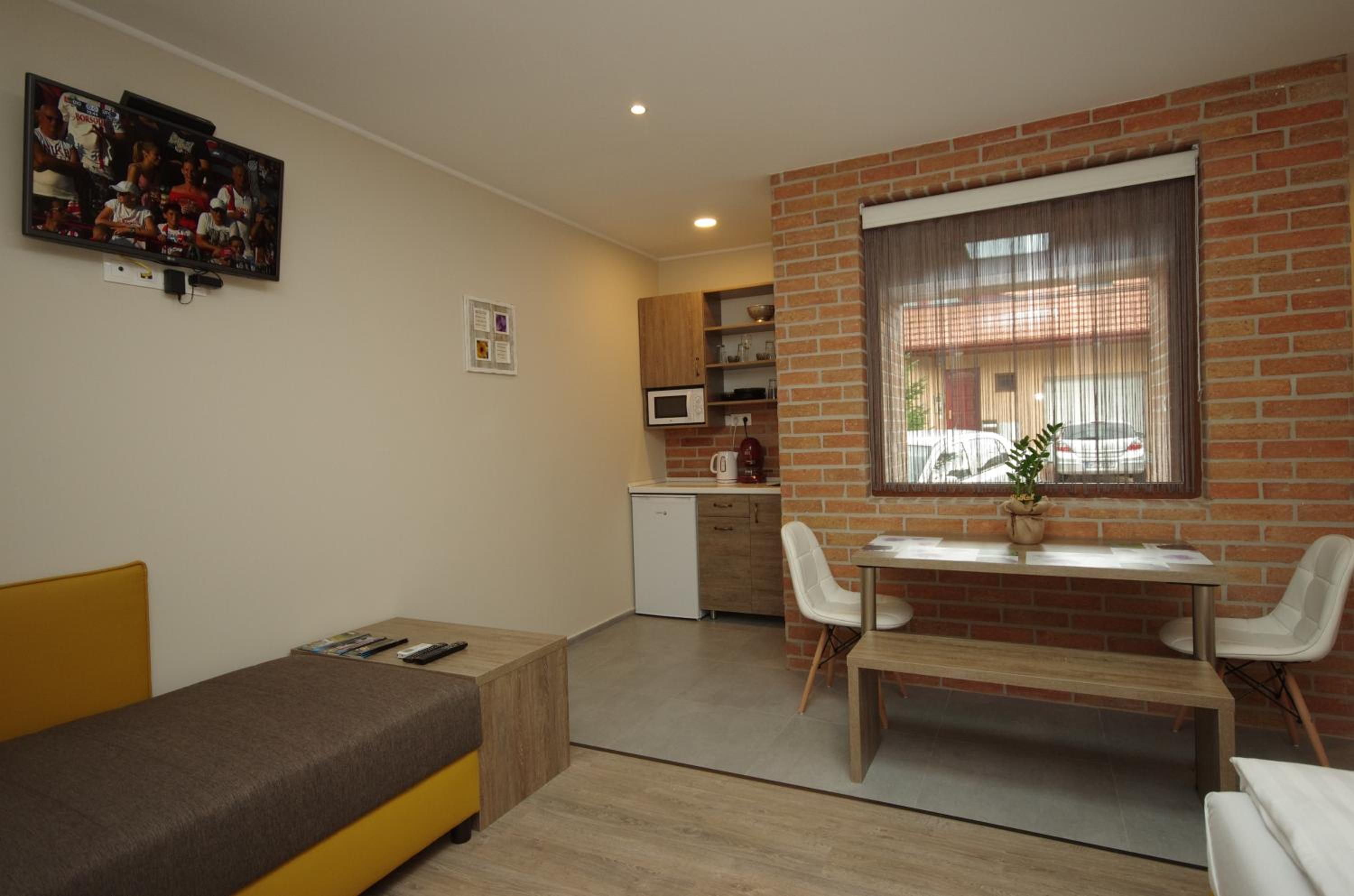 Deluxe Apartment photo 3