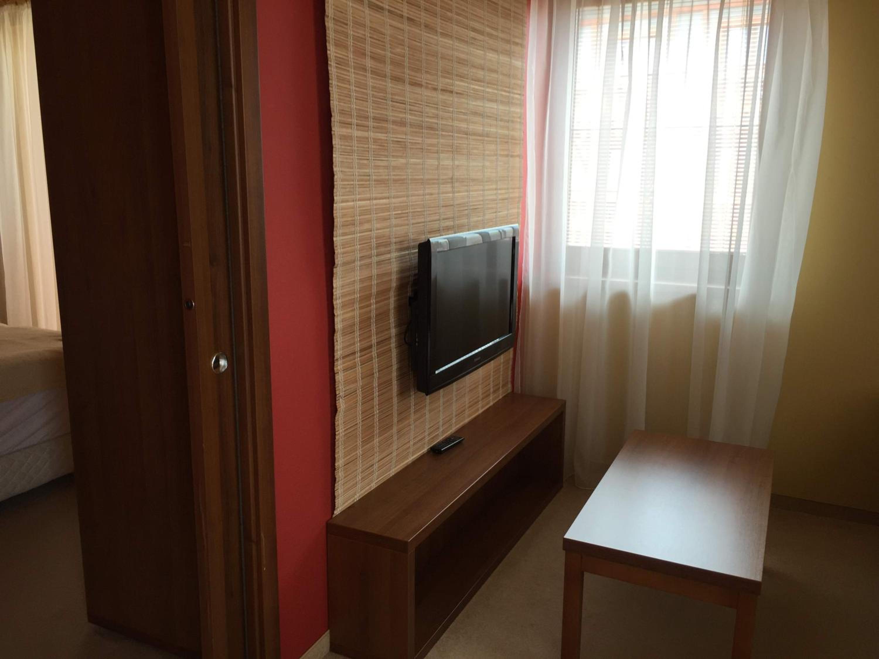 Apartment - Photo 3