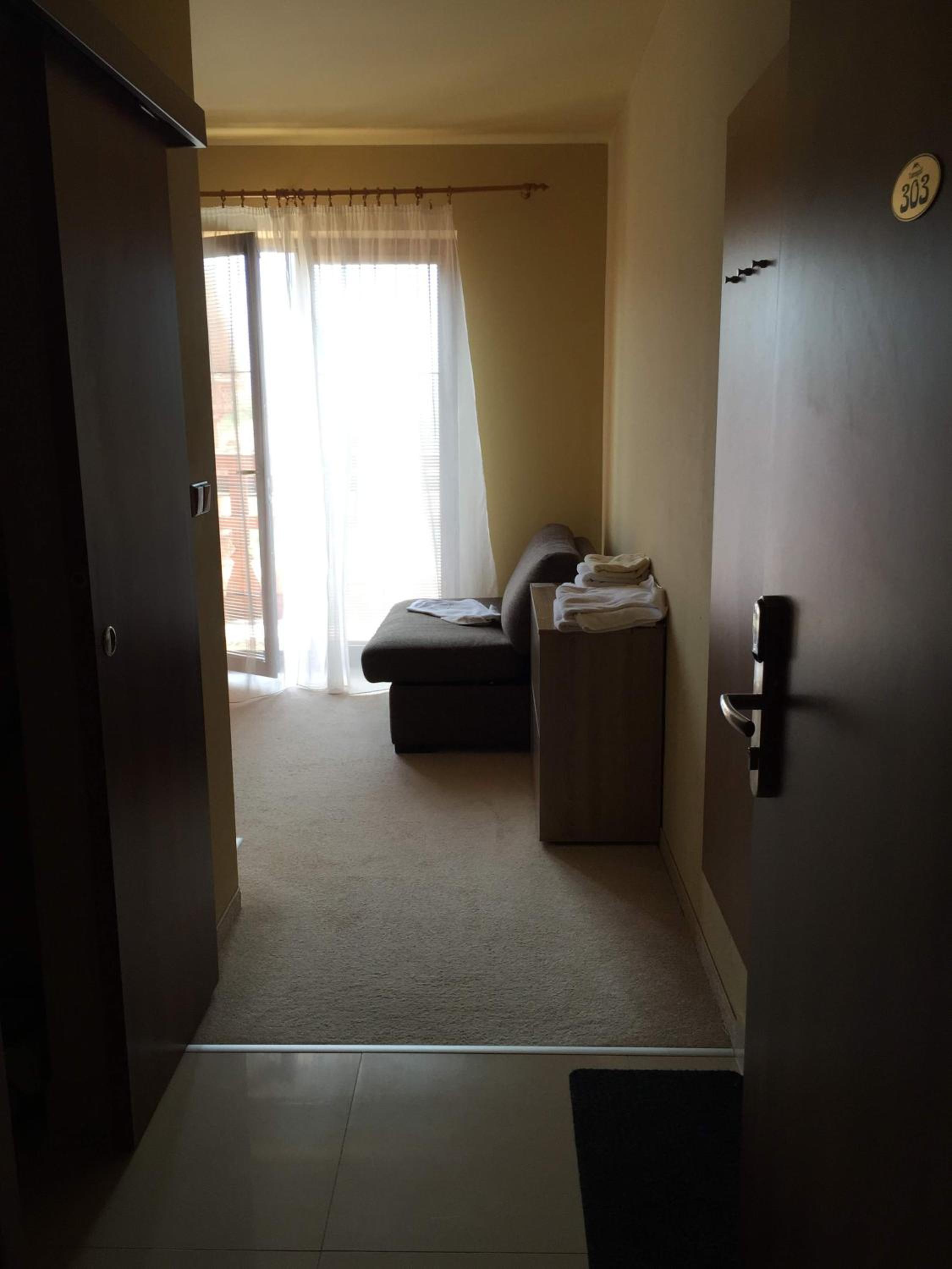 Apartment - Photo 9