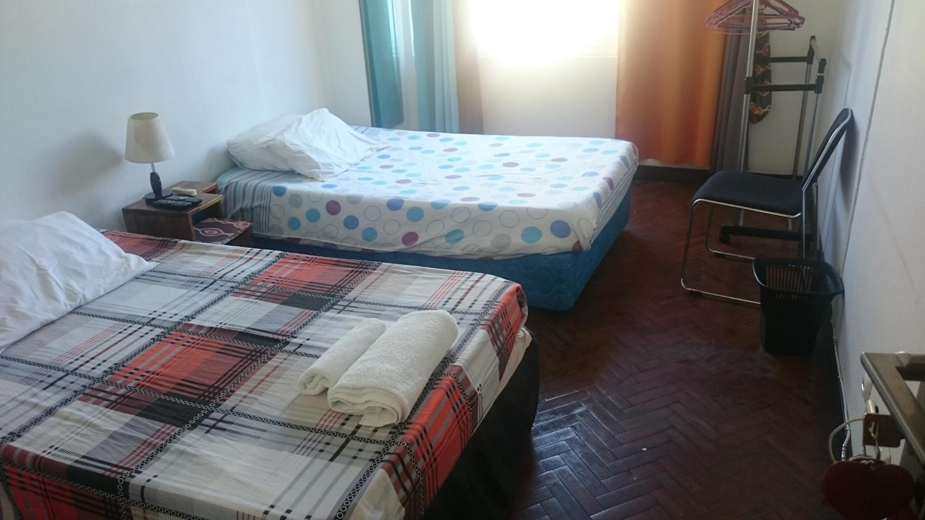 Twin Room with Private External Bathroom photo 1