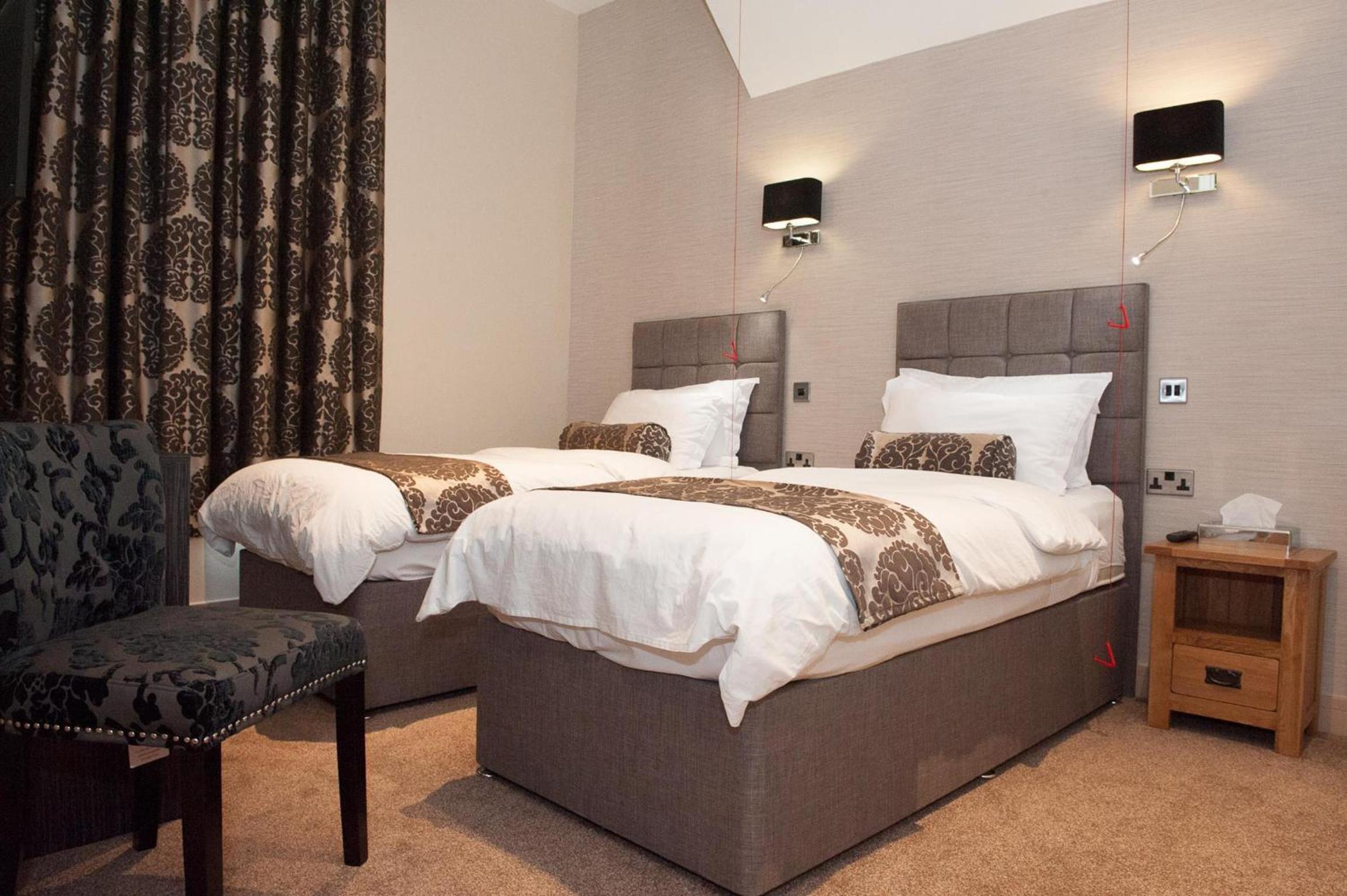 Standard Twin Room