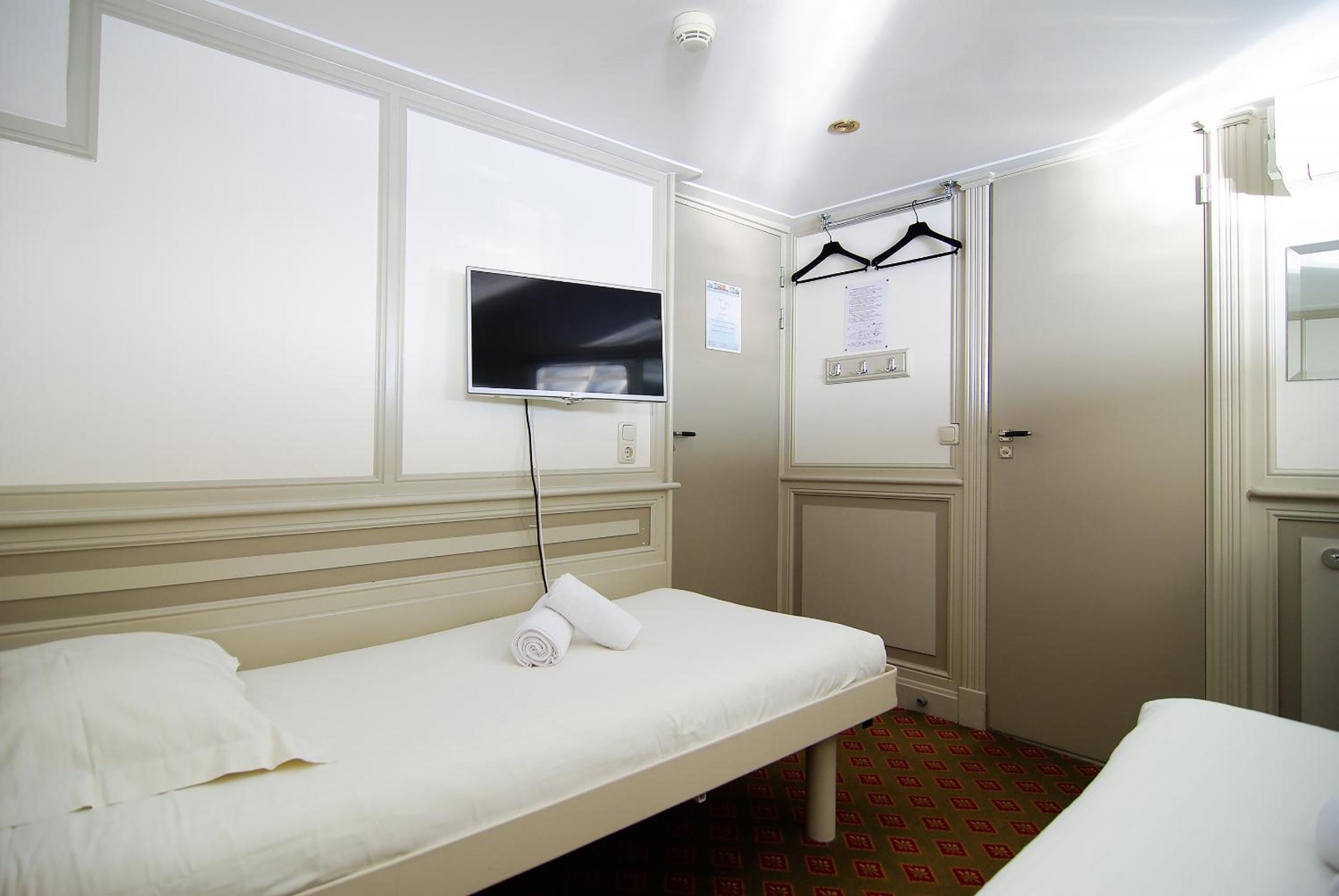 Double Room with Lake View photo 2