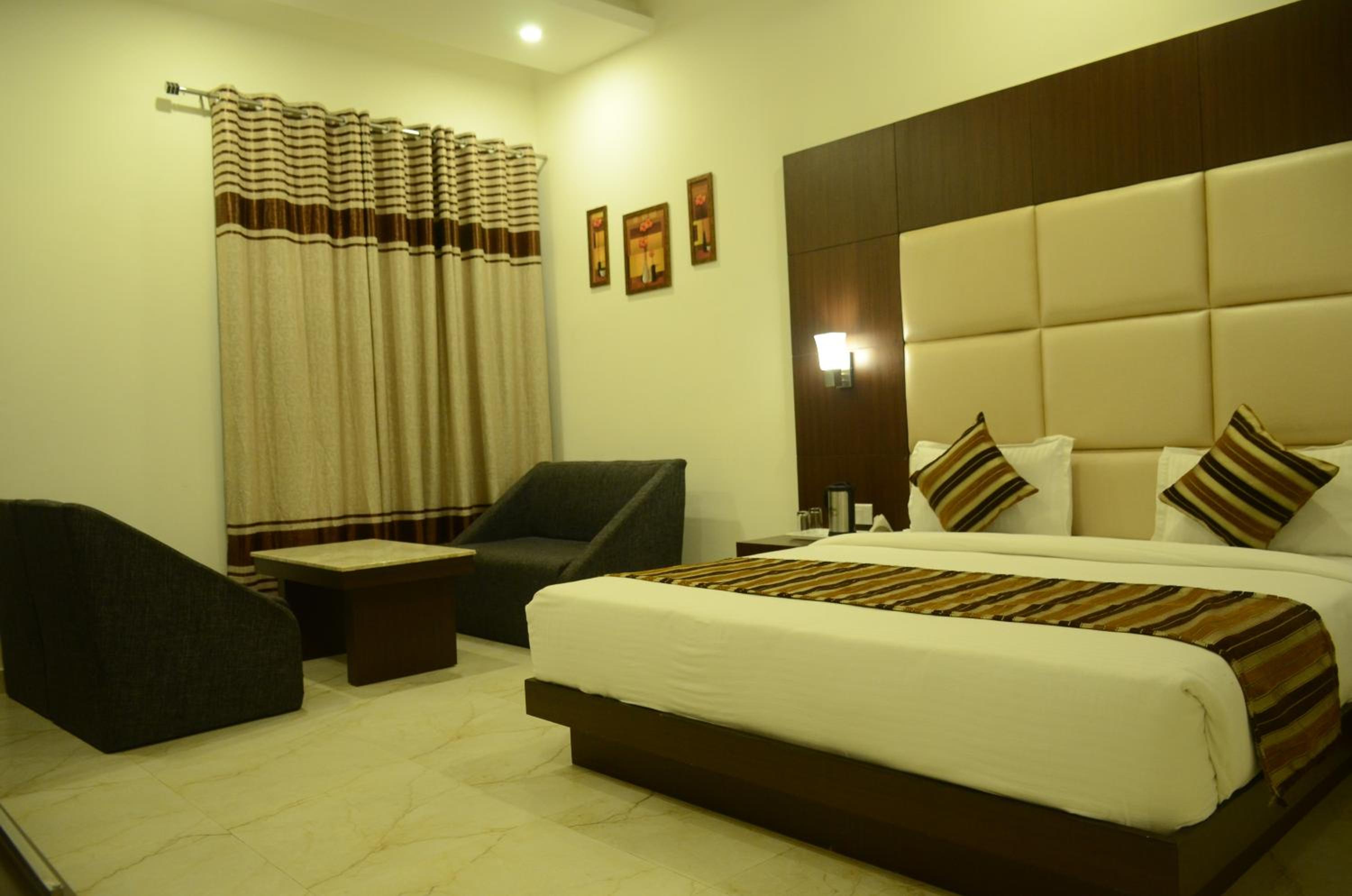 Superior Double Room - Photo 2