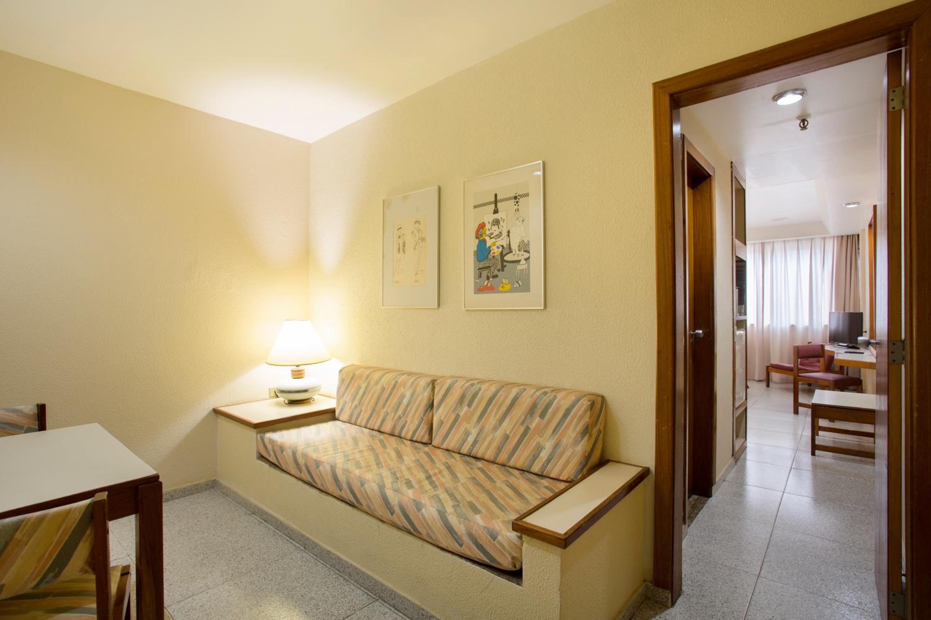 Luxury Triple Room - Photo 2