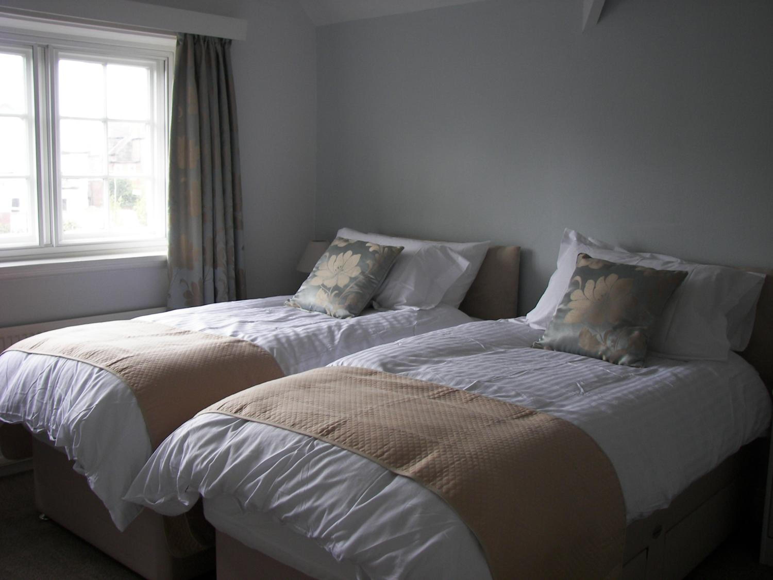 Triple Room with Ensuite Bathroom photo 1