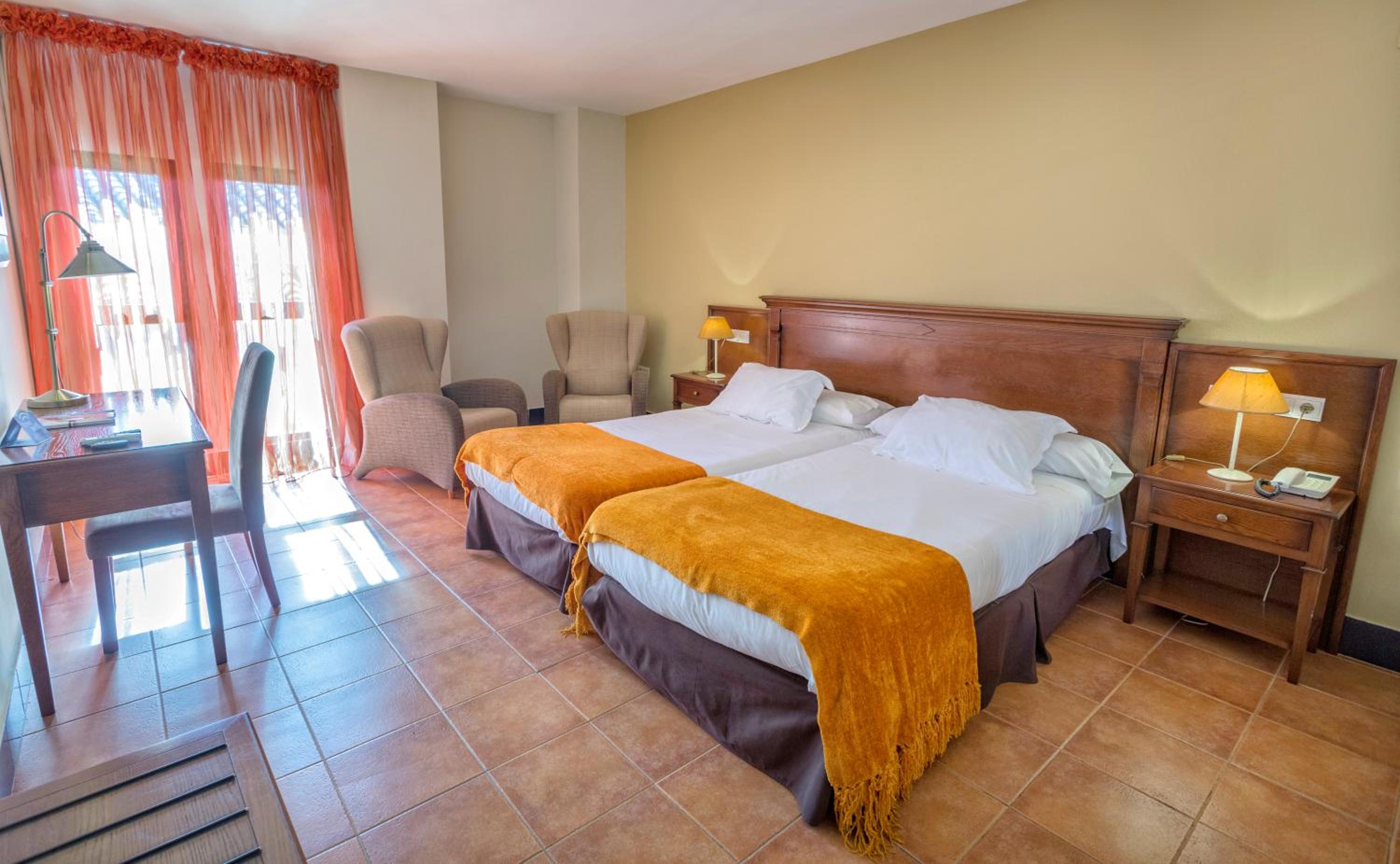 Superior Double or Twin Room - Photo 1