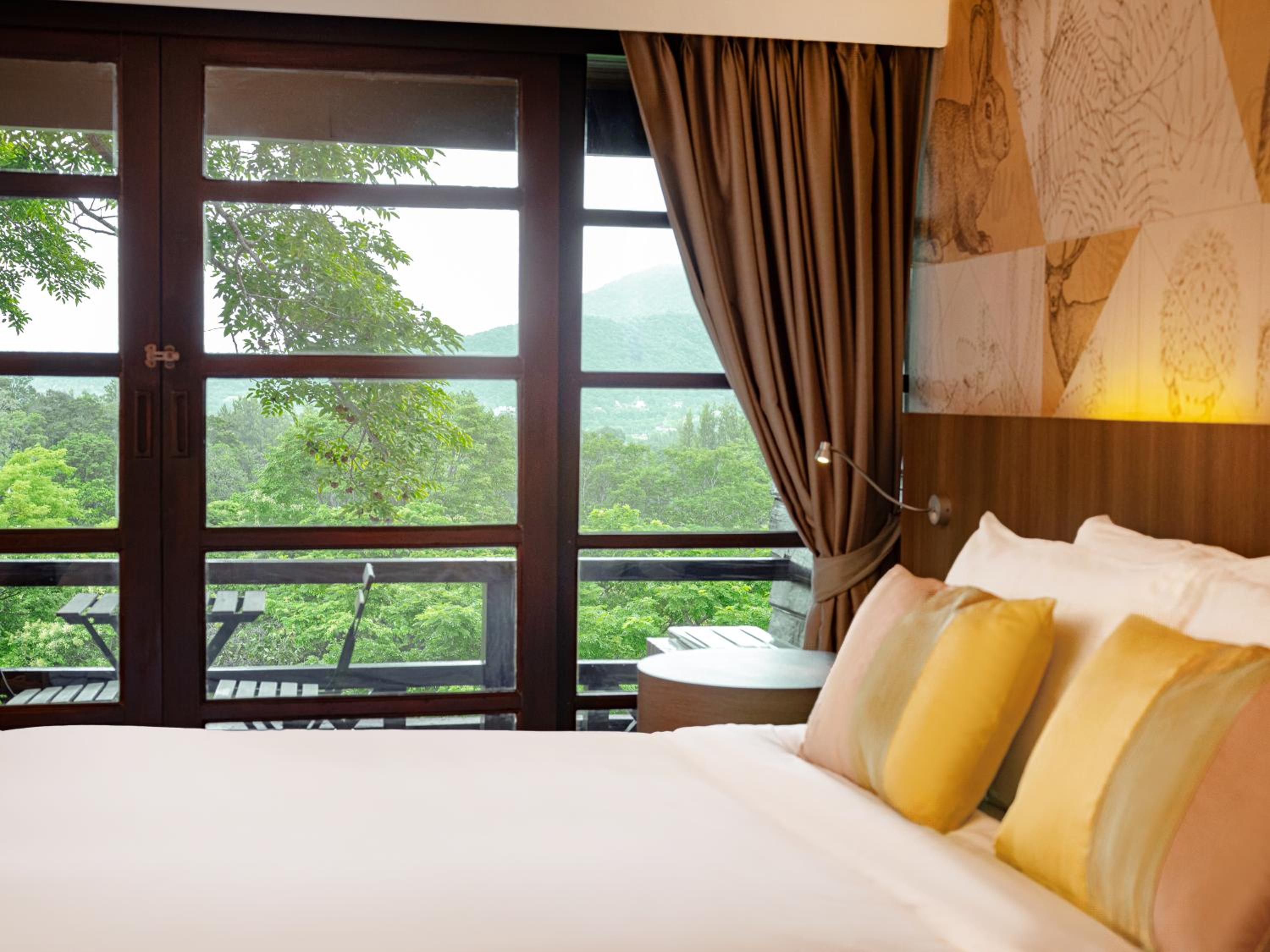 Tree House Suite photo 2