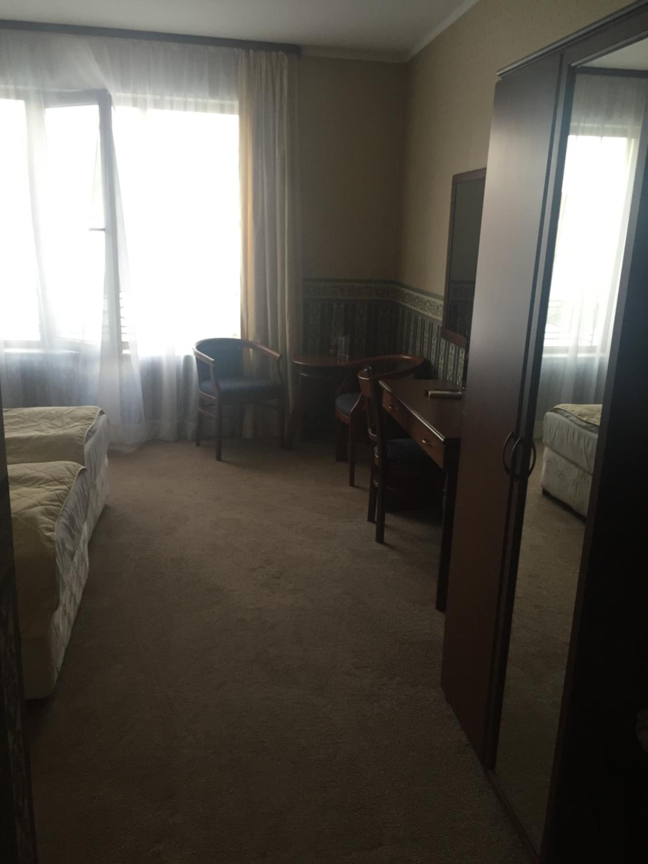 Suite - Photo 7