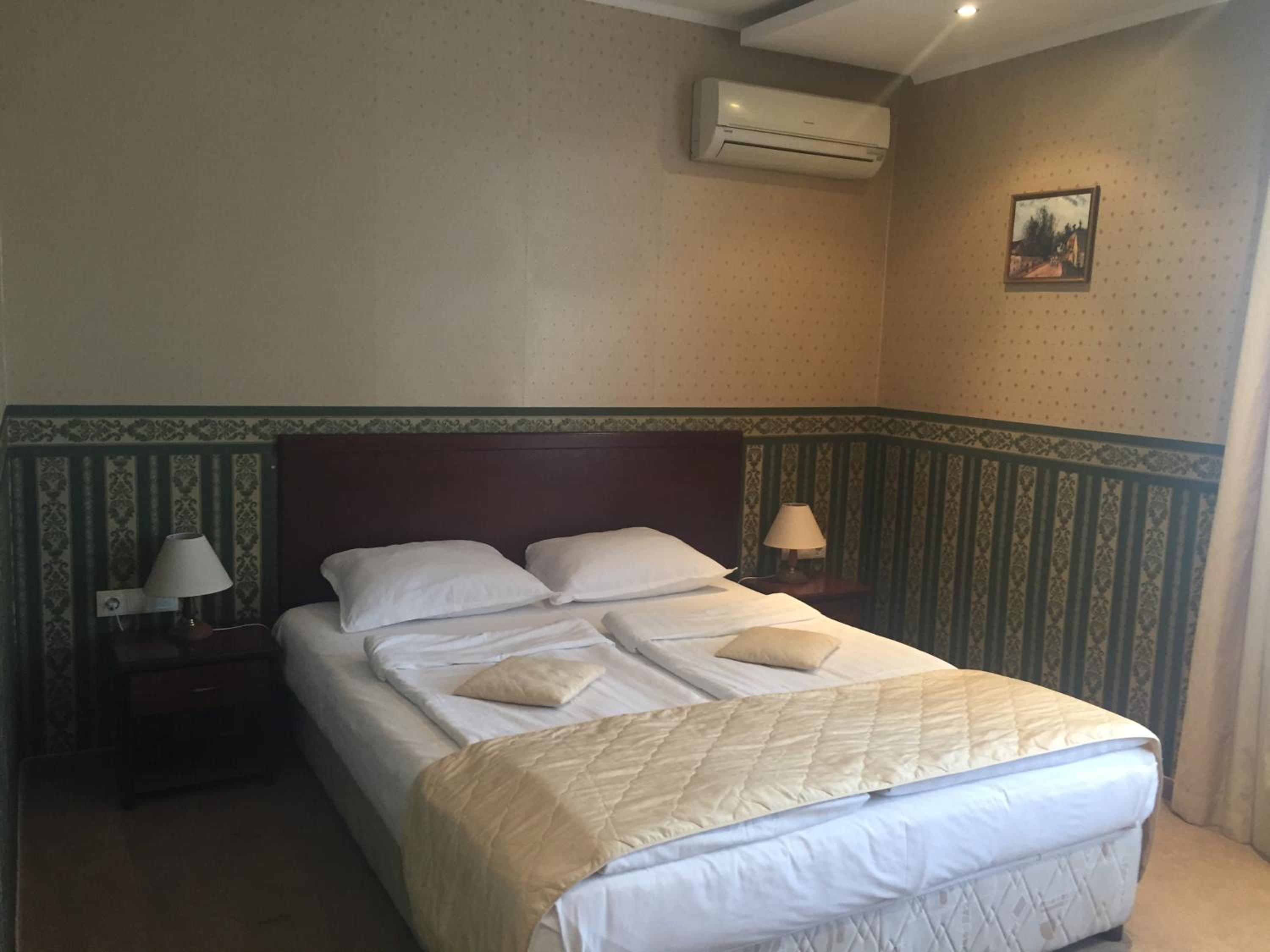 Suite - Photo 4