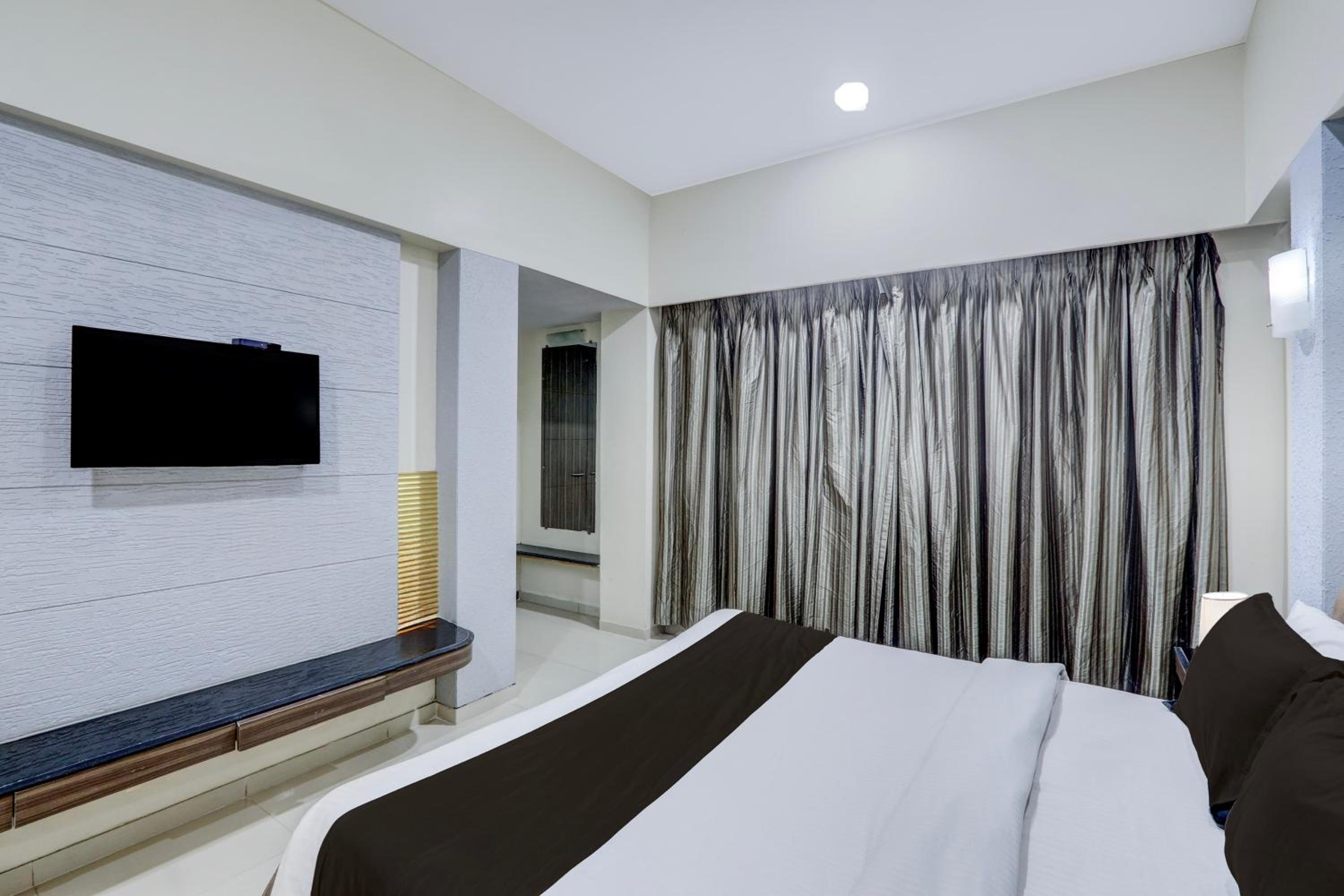 Executive Triple Room photo 3