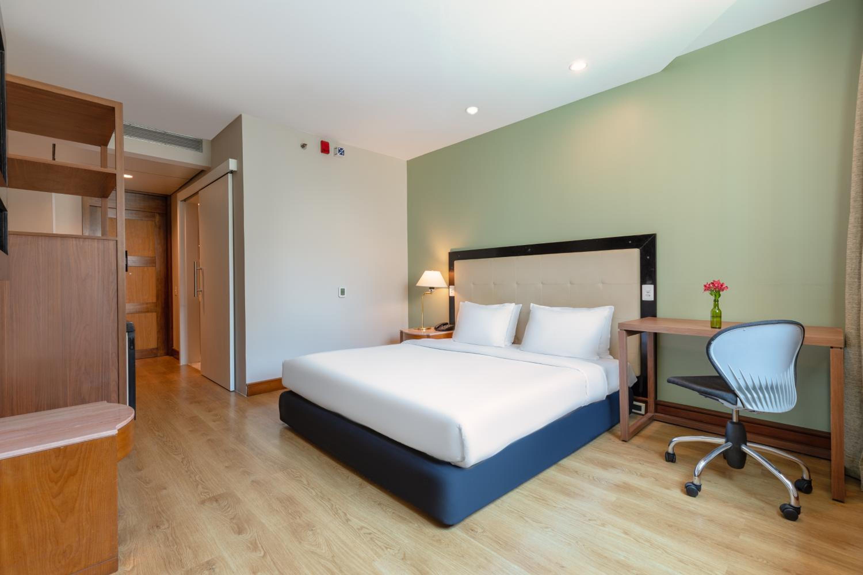 Double Room - Disability Access - Photo 2