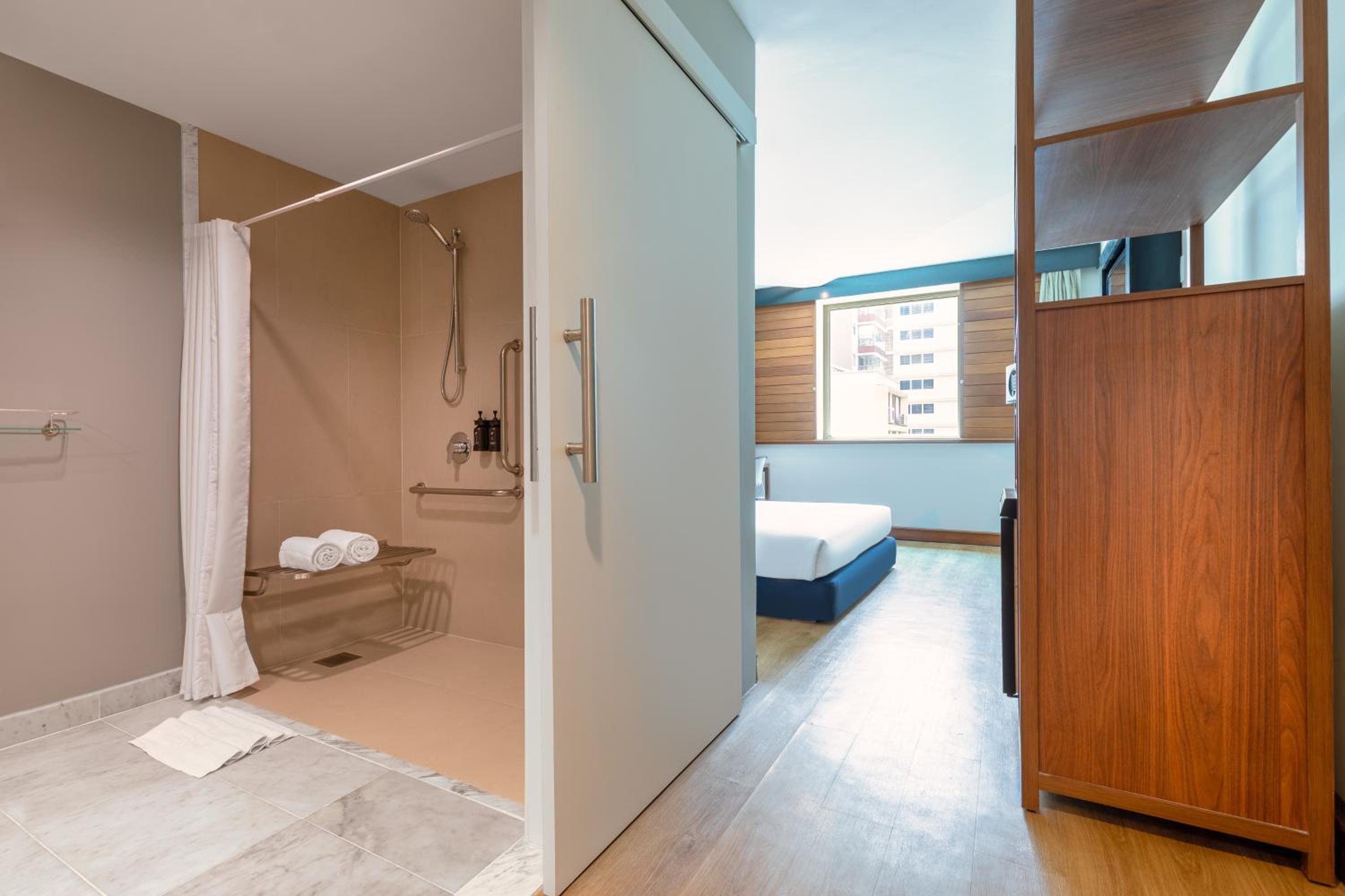 Double Room - Disability Access - Photo 7