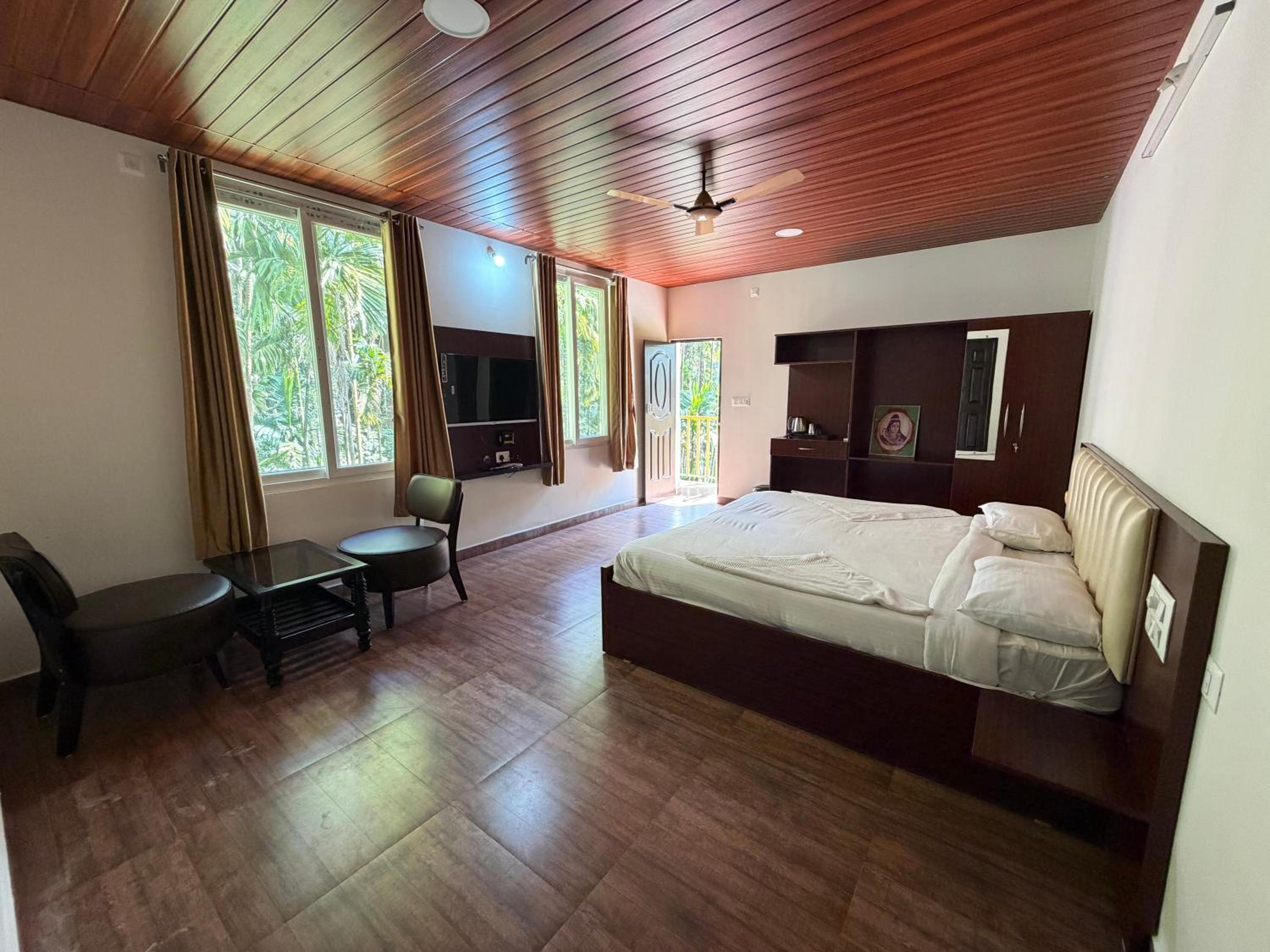 Deluxe Double Room photo 2