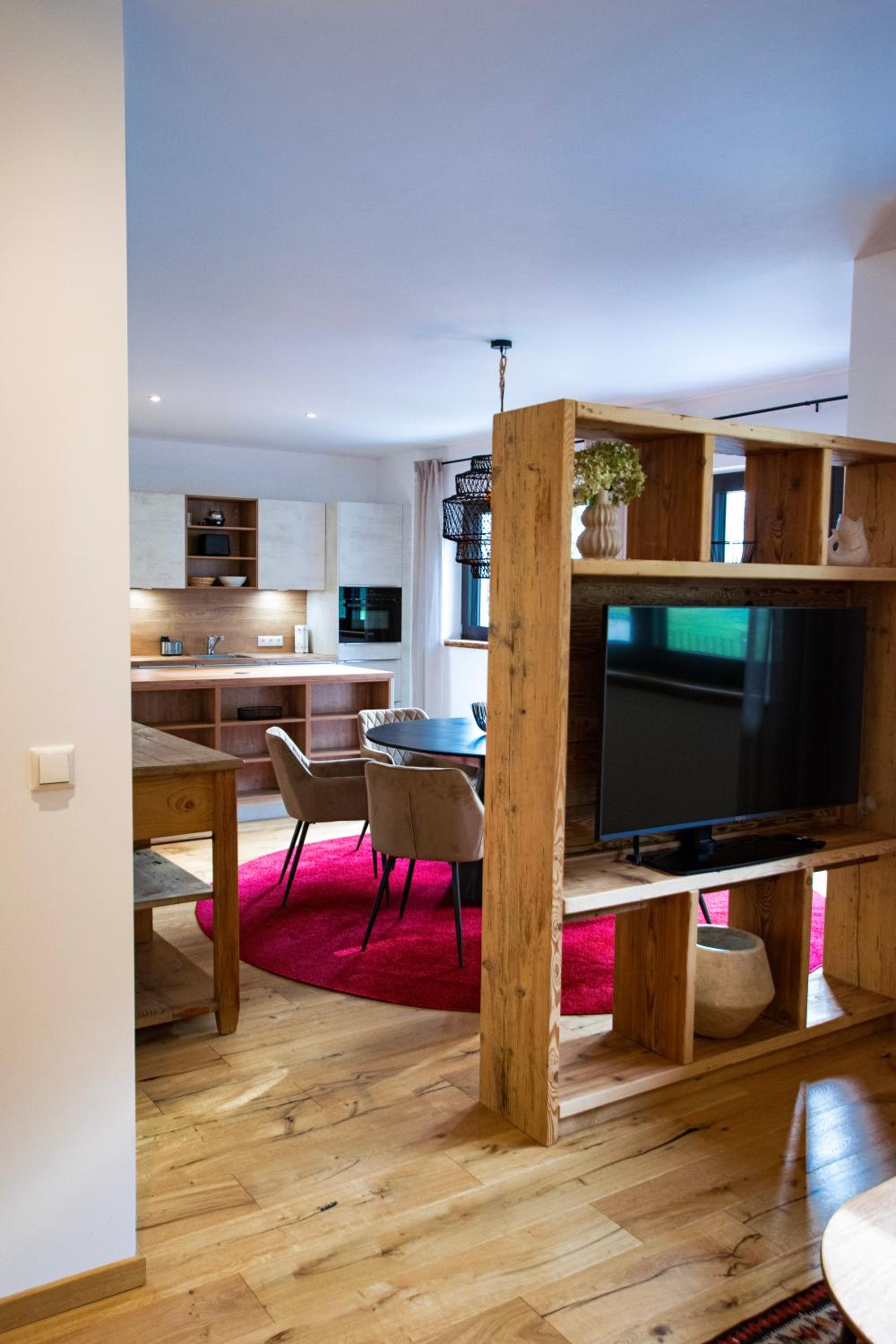 Suite Apartment photo 3