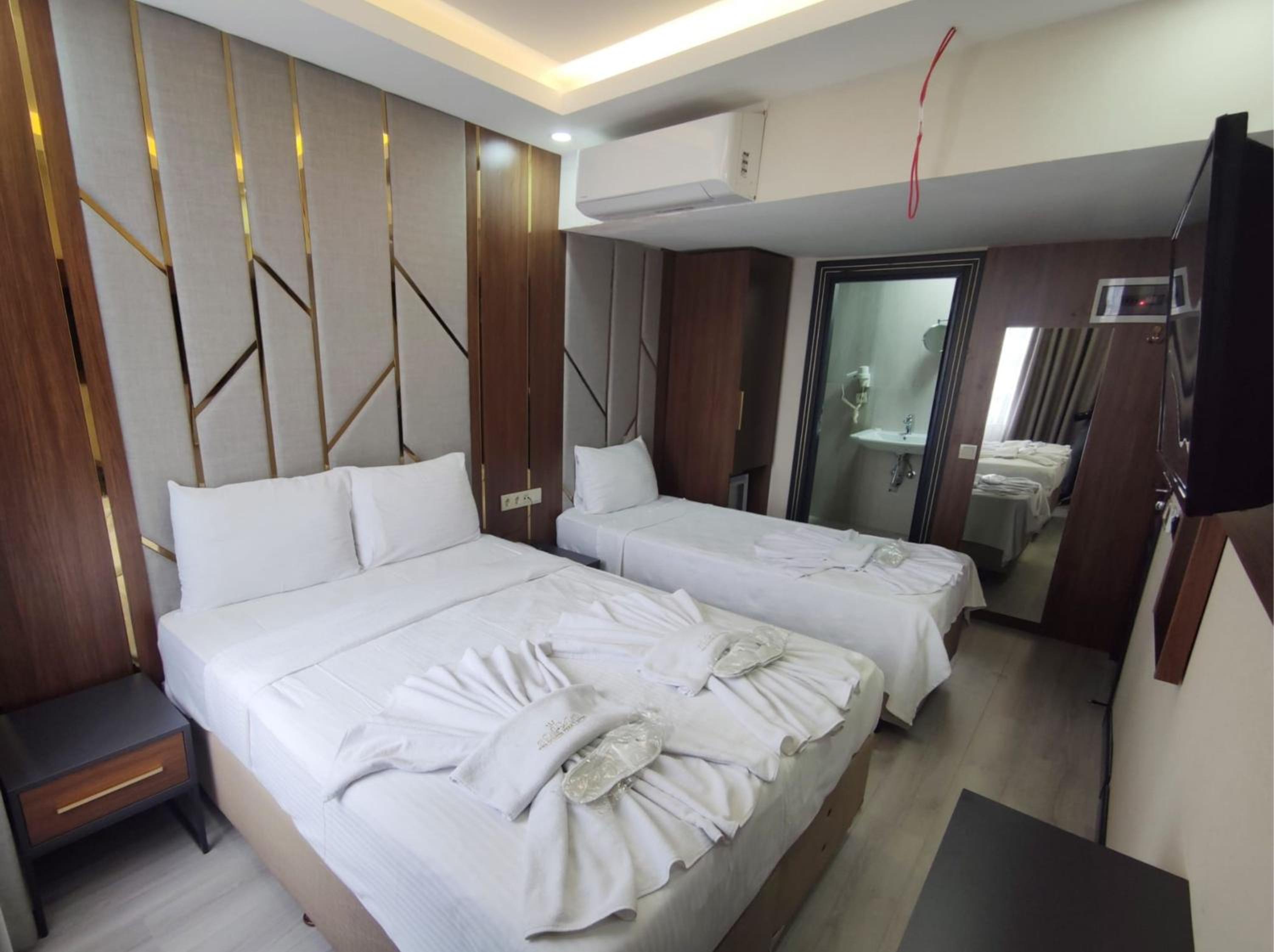 Standard Twin Room photo 2