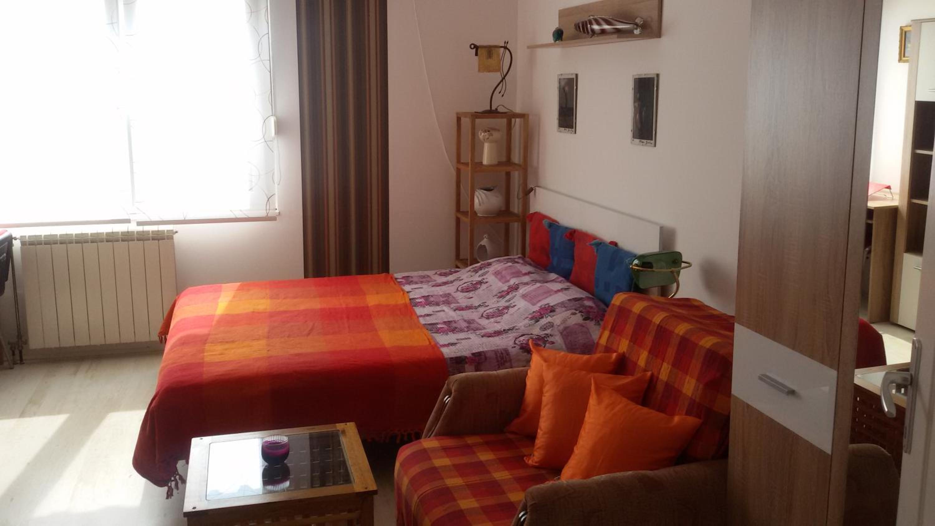 Studio Apartment