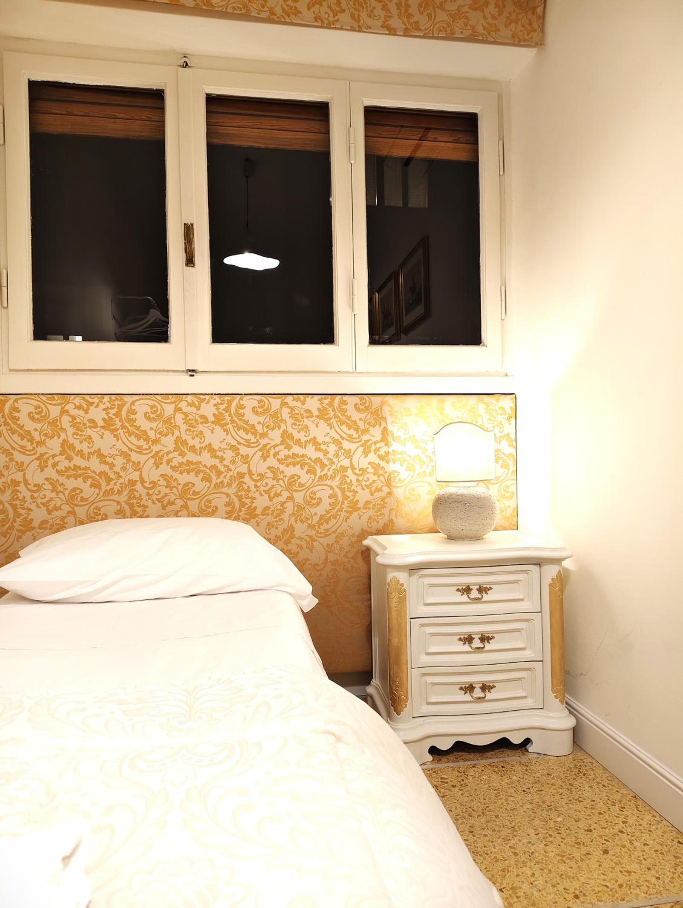Budget Single Room