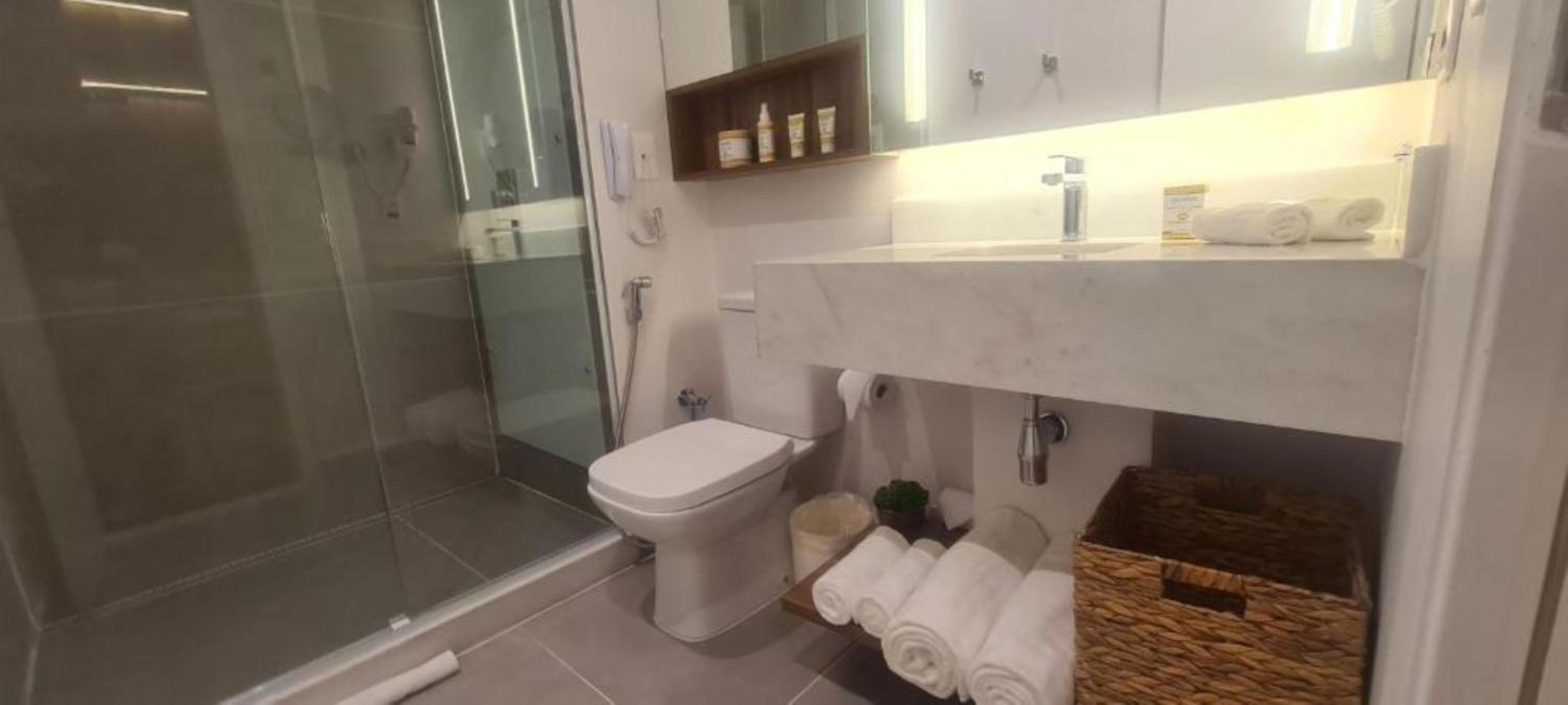 Twin Room with City View