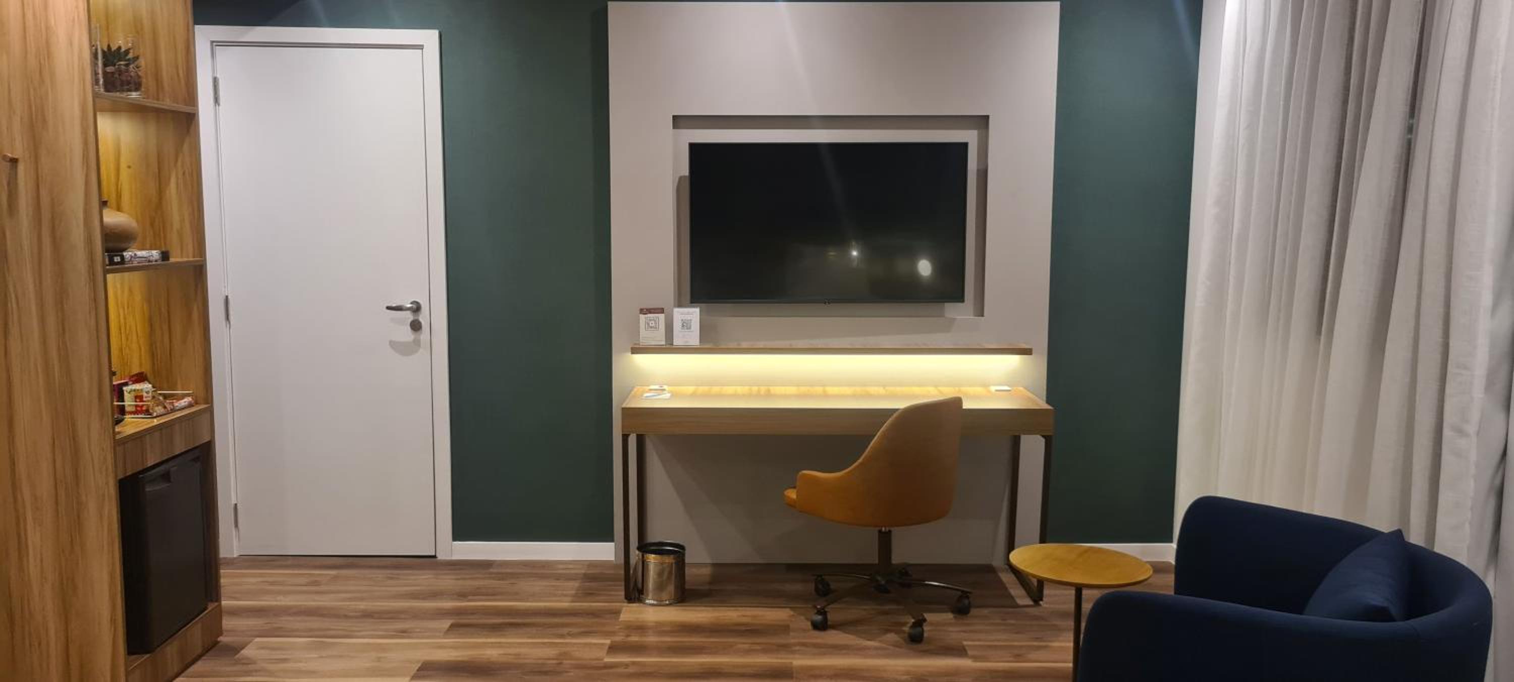 Twin Room with City View