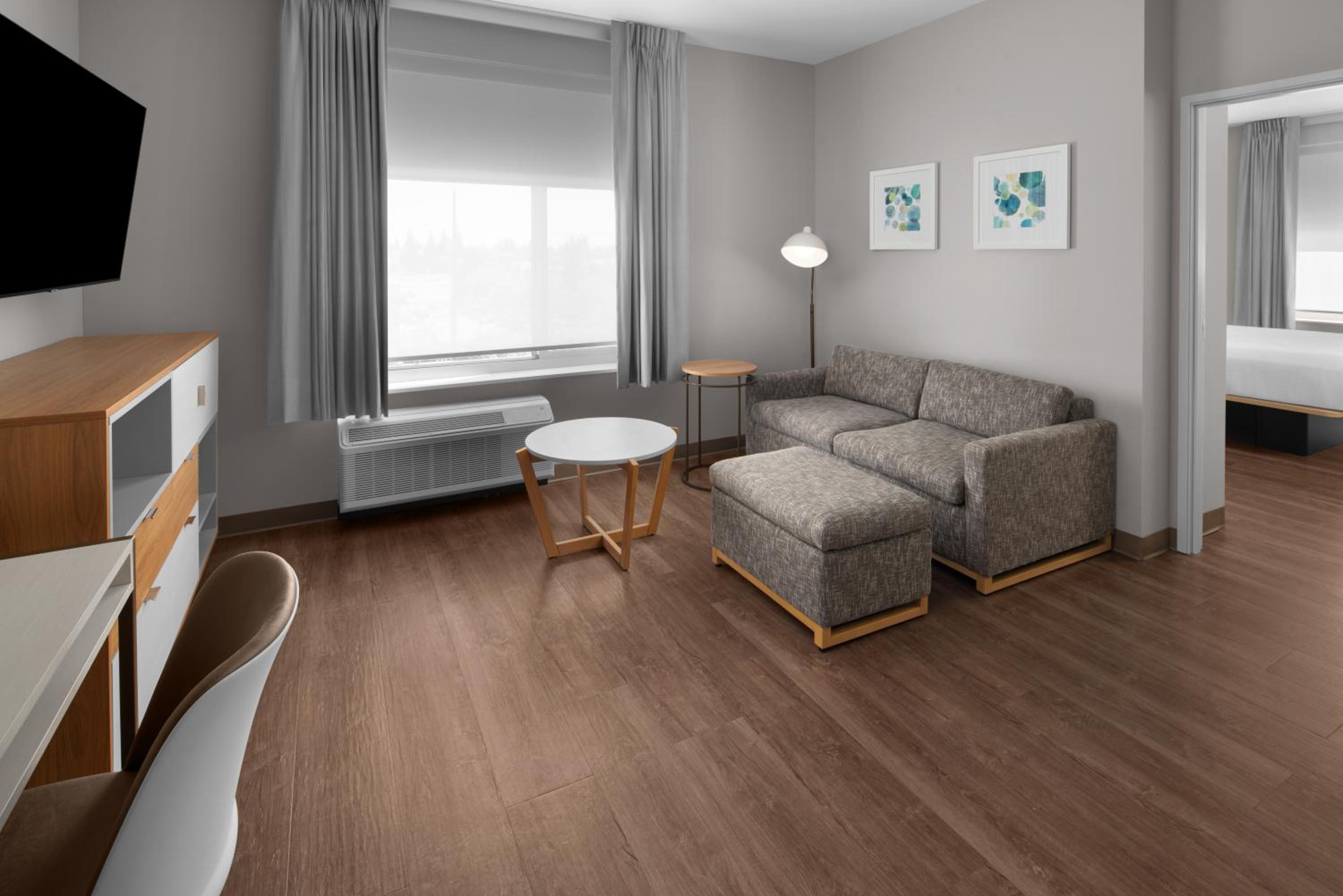 One-Bedroom King Suite with Sofa Bed - Hearing Accessible