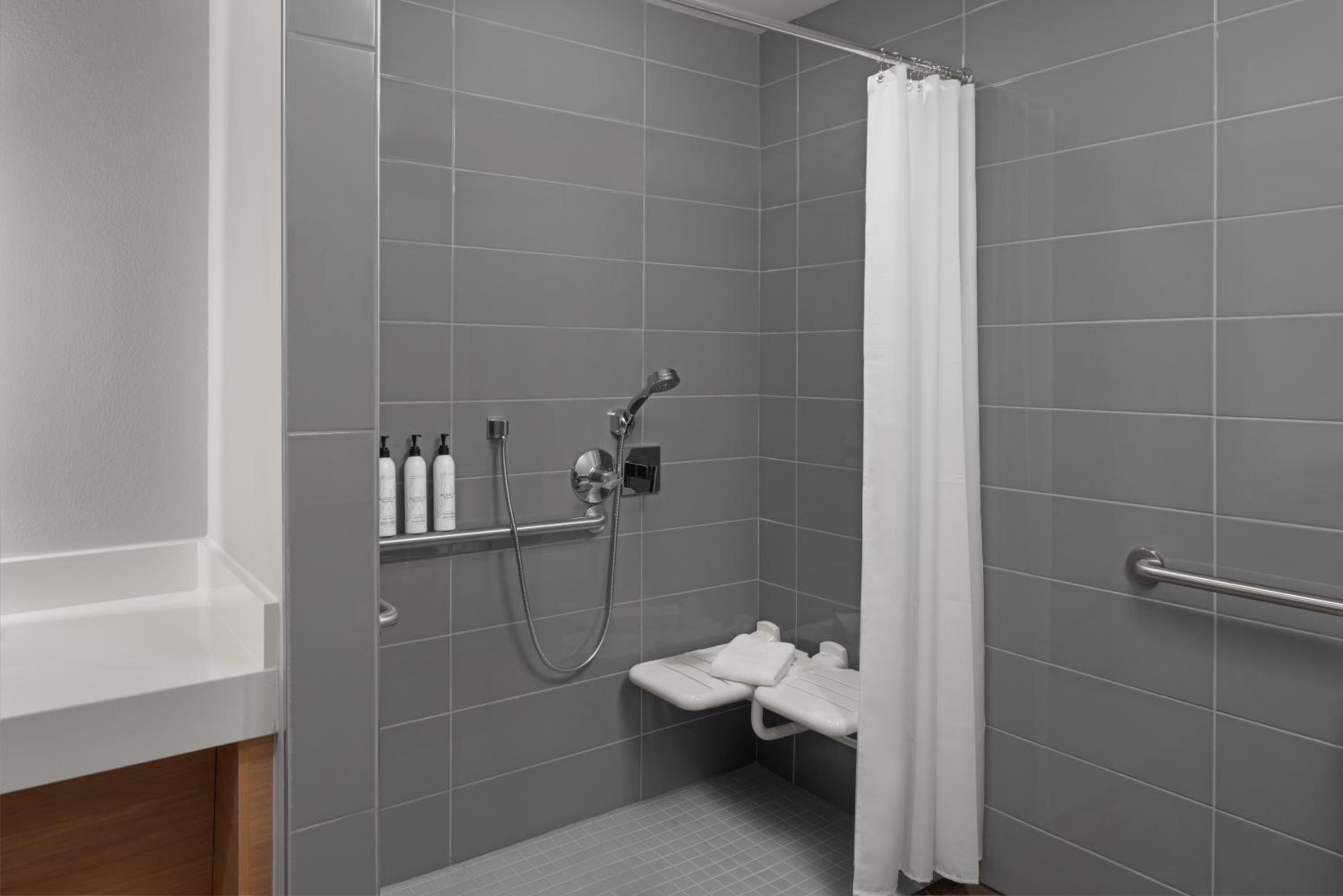Studio with Two Queen Beds and Roll-In Shower - Mobility and Hearing Accessible