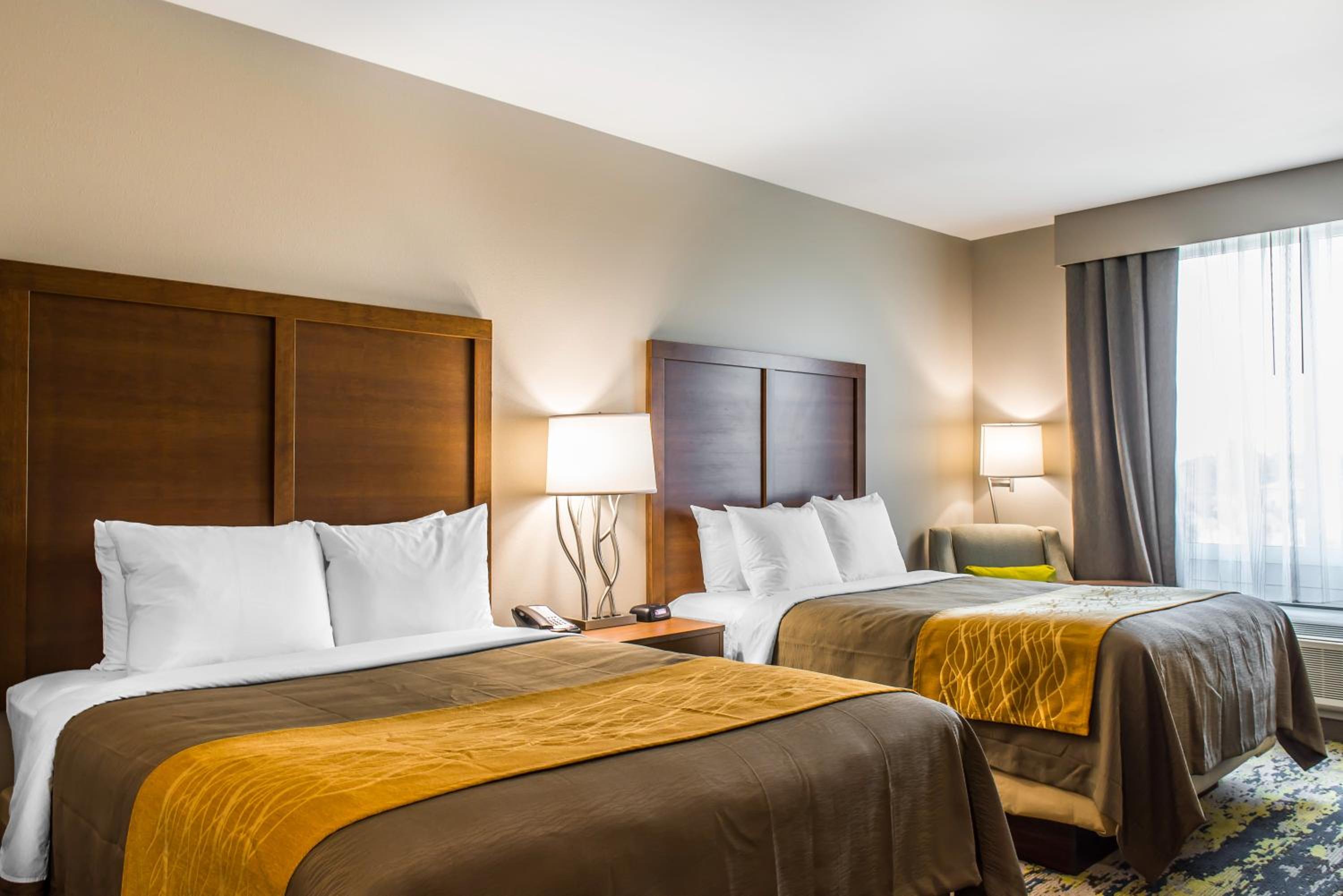 Queen Room with Two Queen Beds - Mobility Accessible/Non-Smoking photo 1