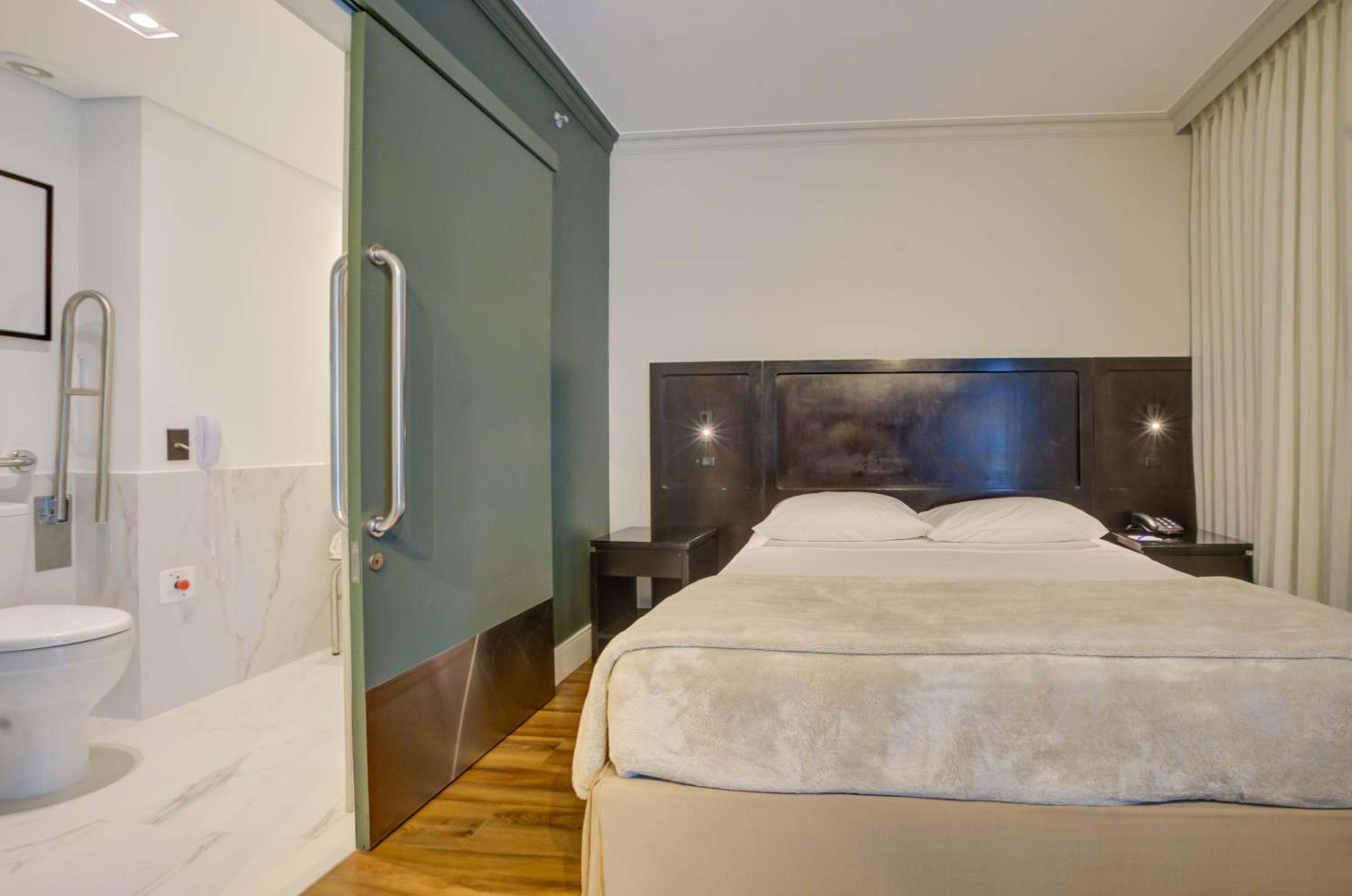 Double Room - Disability Access thumbnail 5