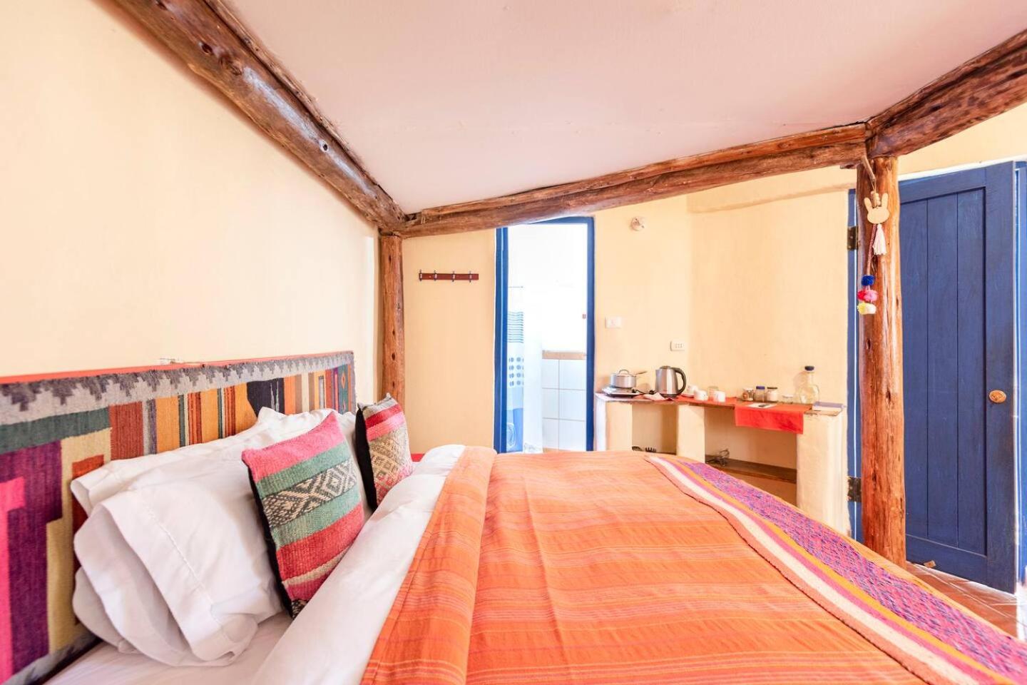 Double or Twin Room photo 3